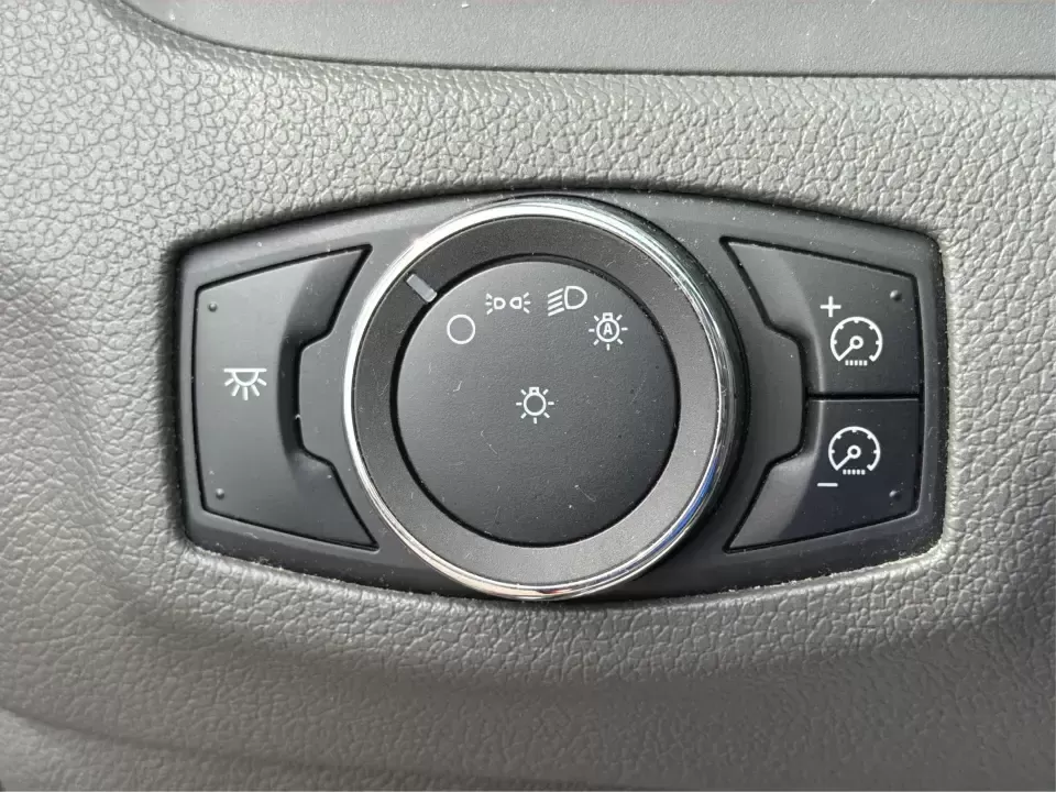 2012 Ford Edge Limited AWD (2FMDK4KC4CB) with an 3.5L V6 DOHC 24V engine, 6-Speed Automatic transmission, located at 1951 S Dayton Lakeview Rd., New Carlisle, OH, 45344, (937) 908-9800, 39.890999, -84.050255 - Need an SUV that can handle Ohio weather, school runs, and spontaneous weekend getaways without feeling like a compromise? This **2012 Ford Edge Limited AWD** is built for real life in and around **New Carlisle, OH**-from daily commutes toward Dayton to family trips and errands near local favorites. - Photo#17