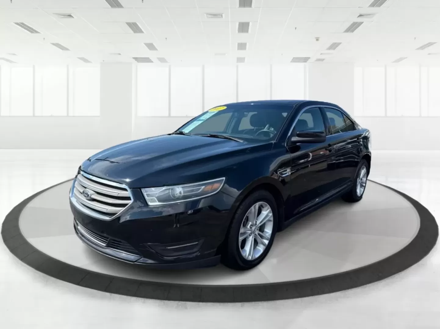 2017 Ford Taurus SEL (1FAHP2E84HG) with an 3.5L V-6 DOHC engine, located at 880 E. National Road, Vandalia, OH, 45377, (937) 908-9800, 39.891918, -84.183594 - Are you ready for a new adventure? The 2017 Ford Taurus SEL is the perfect sedan for those who crave a blend of comfort, style, and performance, whether you're navigating daily commutes or embarking on weekend getaways. This vehicle is not just a mode of transportation; it's a lifestyle statement th - Photo#8