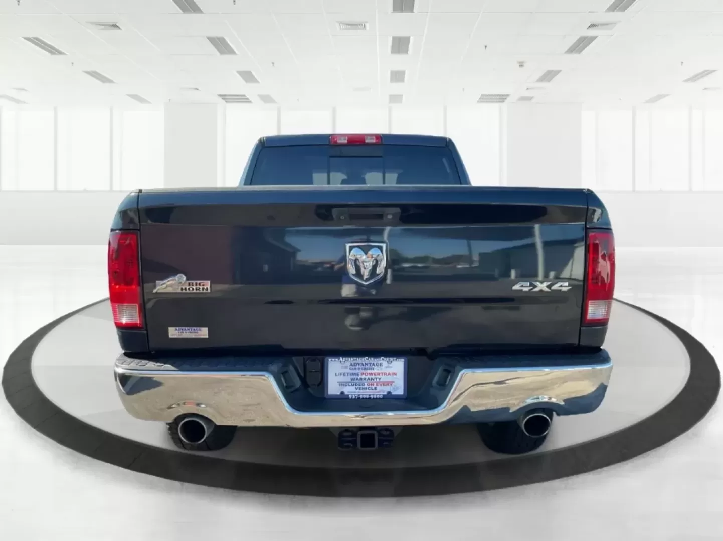 2014 Ram 1500 SLT Quad Cab 4WD (1C6RR7GT7ES) with an 5.7L V8 OHV 16V engine, 8-Speed Automatic transmission, located at 4508 South Dixie Dr, Moraine, OH, 45439, (937) 908-9800, 39.689976, -84.218452 - **Get Ready for Adventure with the 2014 Ram 1500 SLT Quad Cab 4WD!**<br /> <br /> Are you searching for the perfect blend of power, comfort, and utility in your next vehicle? The 2014 Ram 1500 SLT Quad Cab 4WD is designed for those who lead an active lifestyle-whether you're hauling gear for a weeke - Photo#3