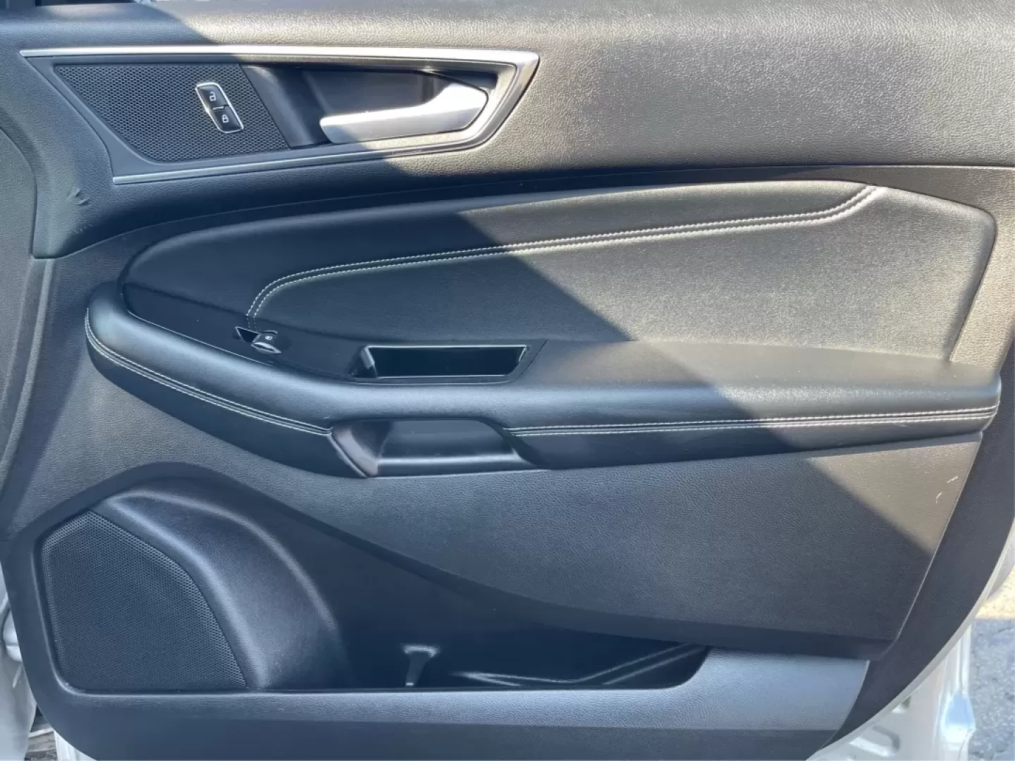 2017 Ford Edge Titanium (2FMPK3K98HB) with an Other engine, located at 8750 N County Rd 25A, Piqua, OH, 45356, (937) 908-9800, 40.164391, -84.232513 - **Embrace the Road with the 2017 Ford Edge Titanium at Advantage Car and Credit!**<br /> <br /> Are you searching for the perfect vehicle to elevate your family adventures, accommodate your daily commute, or tackle weekend getaways? Look no further than this stunning 2017 Ford Edge Titanium, now ava - Photo#20