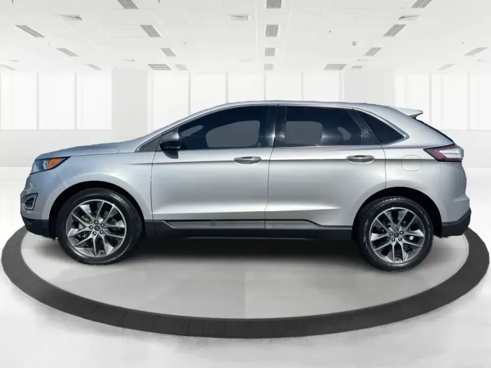 2017 Ford Edge Titanium (2FMPK3K98HB) with an 2.0L L4 DOHC 16V engine, 6A transmission, located at 8750 N County Rd 25A, Piqua, OH, 45356, (937) 908-9800, 40.164391, -84.232513 - **Embrace the Road with the 2017 Ford Edge Titanium at Advantage Car and Credit!**<br /> <br /> Are you searching for the perfect vehicle to elevate your family adventures, accommodate your daily commute, or tackle weekend getaways? Look no further than this stunning 2017 Ford Edge Titanium, now ava - Photo#5