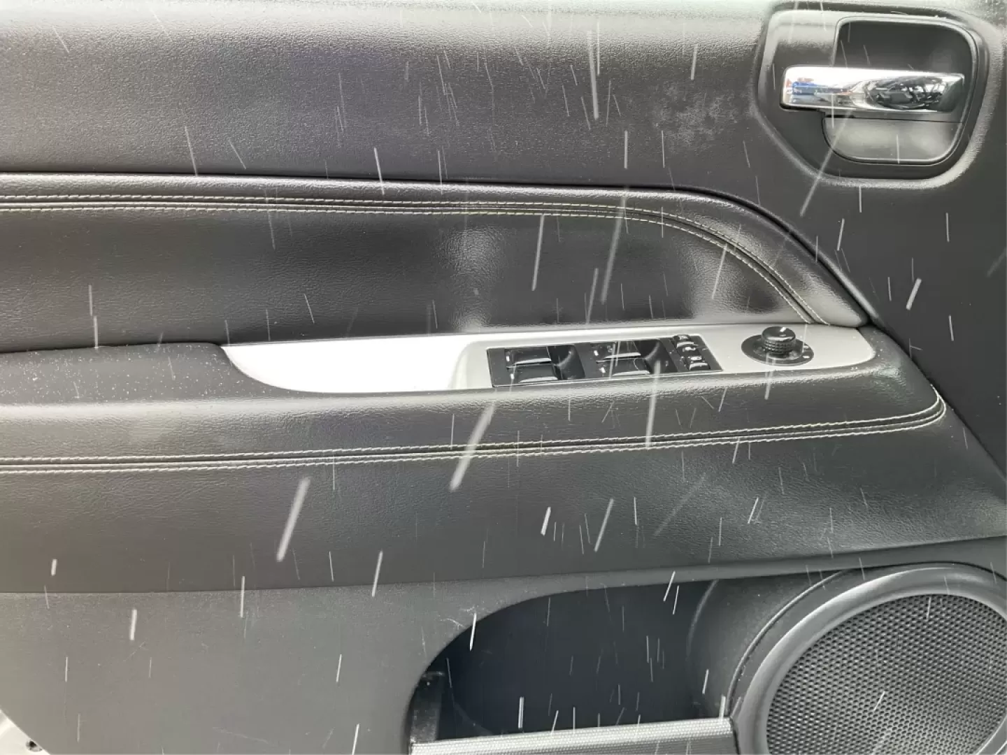 2017 Jeep Compass Latitude 4x4 (1C4NJDEB9HD) with an 2.4L I-4 DOHC engine, located at 1951 S Dayton Lakeview Rd., New Carlisle, OH, 45344, (937) 908-9800, 39.890999, -84.050255 - **Unlock Your Adventurous Spirit with the 2017 Jeep Compass Latitude 4x4!**<br /> <br /> Are you ready to embrace a lifestyle filled with adventure and exploration? The 2017 Jeep Compass Latitude 4x4 is your perfect companion for weekend getaways, daily commutes, or even grocery runs around Moraine, - Photo#17