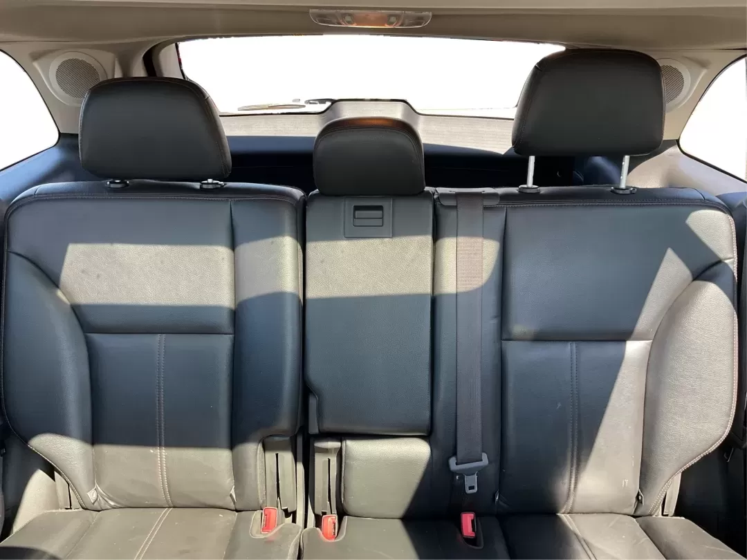 2013 Ford Edge Limited (2FMDK3KC7DB) with an Other engine, located at 1230 East Main St, Xenia, OH, 45385, (937) 908-9800, 39.688026, -83.910172 - Are you ready to elevate your driving experience while enjoying the comfort and versatility of an SUV? Look no further than this stunning 2013 Ford Edge Limited, available now at Advantage Car and Credit in Xenia, OH. Perfect for growing families or anyone seeking a reliable vehicle for daily commut - Photo#14