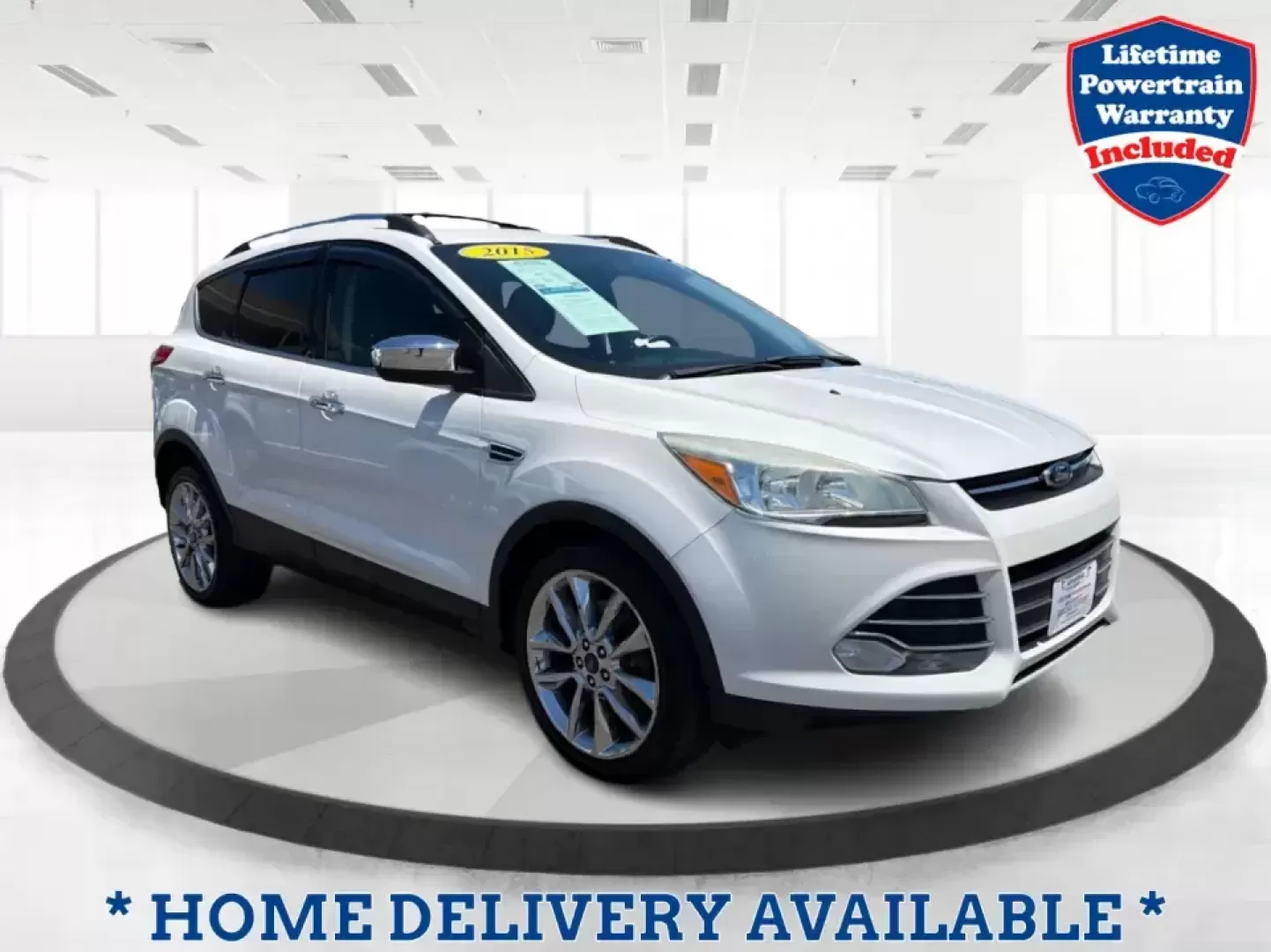 2015 Ford Escape SE (1FMCU9G92FU) with an EcoBoost 1.6L I-4 gasoline direct injection engine, 6-Speed Automatic transmission, located at 401 Woodman Dr, Riverside, OH, 45431, (937) 908-9800, 39.760899, -84.123421 - Need a do-it-all SUV for Dayton-area commutes, school drop-offs, and spontaneous weekend getaways? This 2015 Ford Escape SE 4WD is built for real life in Riverside, Ohio-comfortable for daily runs down Woodman Dr, confident on slick winter mornings, and efficient enough for longer drives toward Down - Photo#0