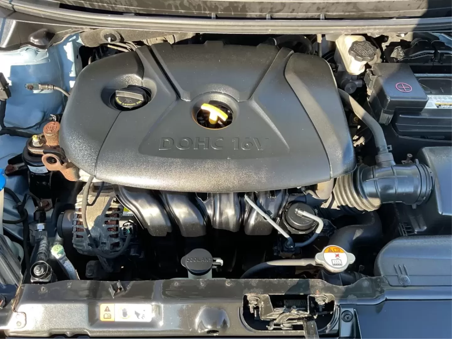 2012 Hyundai Elantra GLS (Ulsan Plant) (KMHDH4AE4CU) with an 1.8L I-4 DOHC engine, located at 1184 Kauffman Ave, Fairborn, OH, 45324, (937) 908-9800, 39.807072, -84.030914 - Elevate your daily driving experience with the 2012 Hyundai Elantra GLS, a stylish and efficient sedan that perfectly fits the needs of budget-conscious buyers and growing families alike. Imagine cruising through the vibrant neighborhoods of Fairborn, OH, or embarking on weekend adventures to nearby - Photo#11