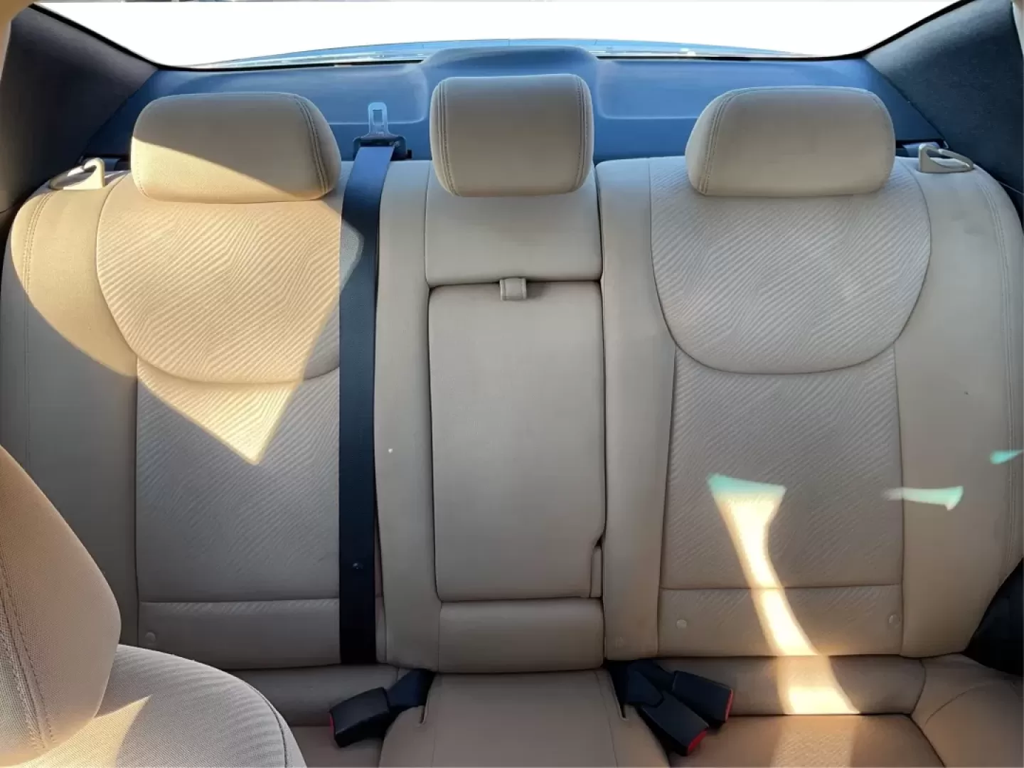 2012 Hyundai Elantra GLS (Ulsan Plant) (KMHDH4AE4CU) with an 1.8L I-4 DOHC engine, located at 1184 Kauffman Ave, Fairborn, OH, 45324, (937) 908-9800, 39.807072, -84.030914 - Elevate your daily driving experience with the 2012 Hyundai Elantra GLS, a stylish and efficient sedan that perfectly fits the needs of budget-conscious buyers and growing families alike. Imagine cruising through the vibrant neighborhoods of Fairborn, OH, or embarking on weekend adventures to nearby - Photo#14