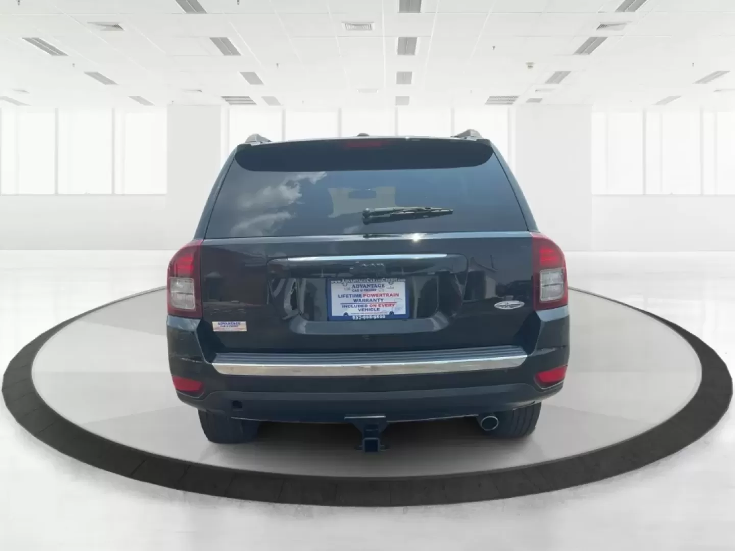 2016 Jeep Compass High Altitude Edition (1C4NJDEB2GD) with an 2.4L I-4 DOHC engine, located at 1230 East Main St, Xenia, OH, 45385, (937) 908-9800, 39.688026, -83.910172 - **Adventure Awaits with this 2016 Jeep Compass High Altitude Edition!**<br /> <br /> Are you ready to elevate your driving experience? Perfect for weekend getaways or long commutes, this 2016 Jeep Compass High Altitude Edition is designed to tackle any journey with confidence and style. At Advantage - Photo#3