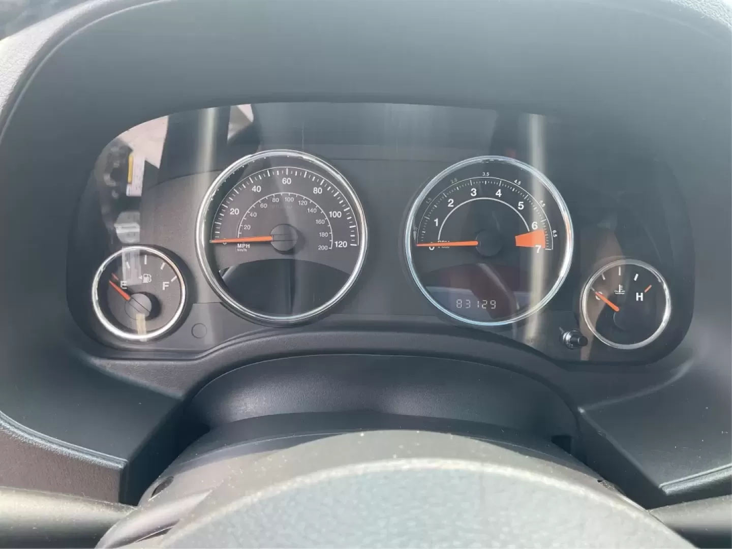 2016 Jeep Compass High Altitude Edition (1C4NJDEB2GD) with an 2.4L I-4 DOHC engine, located at 1230 East Main St, Xenia, OH, 45385, (937) 908-9800, 39.688026, -83.910172 - **Adventure Awaits with this 2016 Jeep Compass High Altitude Edition!**<br /> <br /> Are you ready to elevate your driving experience? Perfect for weekend getaways or long commutes, this 2016 Jeep Compass High Altitude Edition is designed to tackle any journey with confidence and style. At Advantage - Photo#14