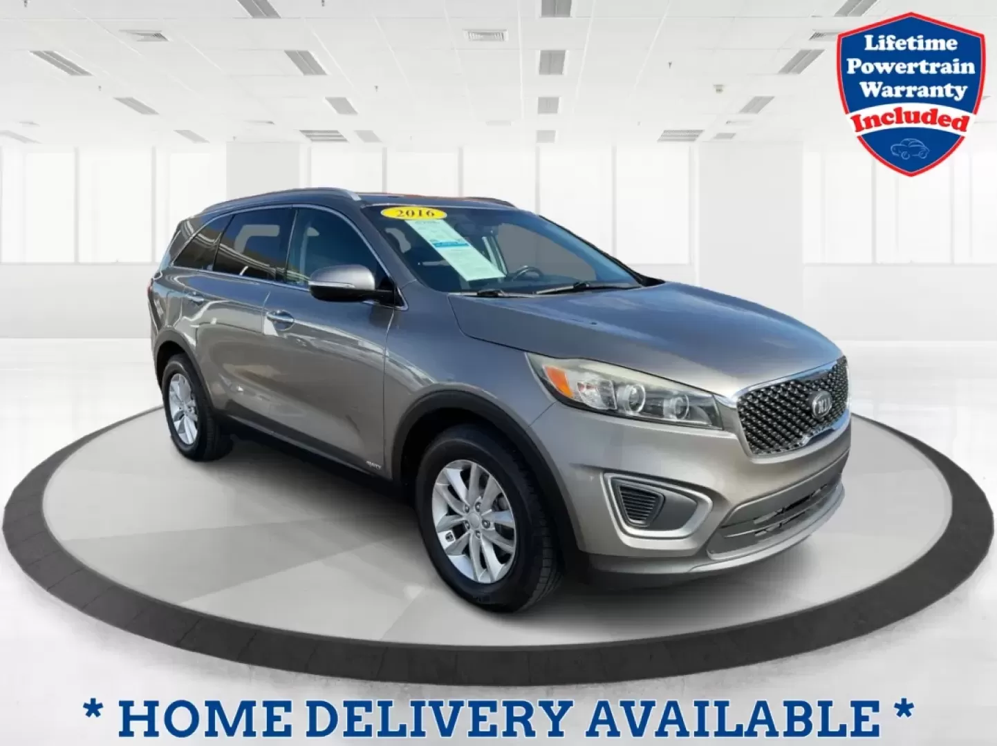 2016 Kia Sorento 2.4L LX (5XYPGDA32GG) with an 2.4L I-4 gasoline direct injection engine, located at 1099 N County Rd 25A , Troy, OH, 45373, (937) 908-9800, 40.057079, -84.212883 - Are you ready to elevate your family adventures while keeping comfort and versatility at the forefront? Look no further than this stunning 2016 Kia Sorento LX, now available at Advantage Car and Credit - Troy. Nestled in the heart of Troy, OH, at 1099 N County Rd 25A, our Buy Here Pay Here dealershi - Photo#0