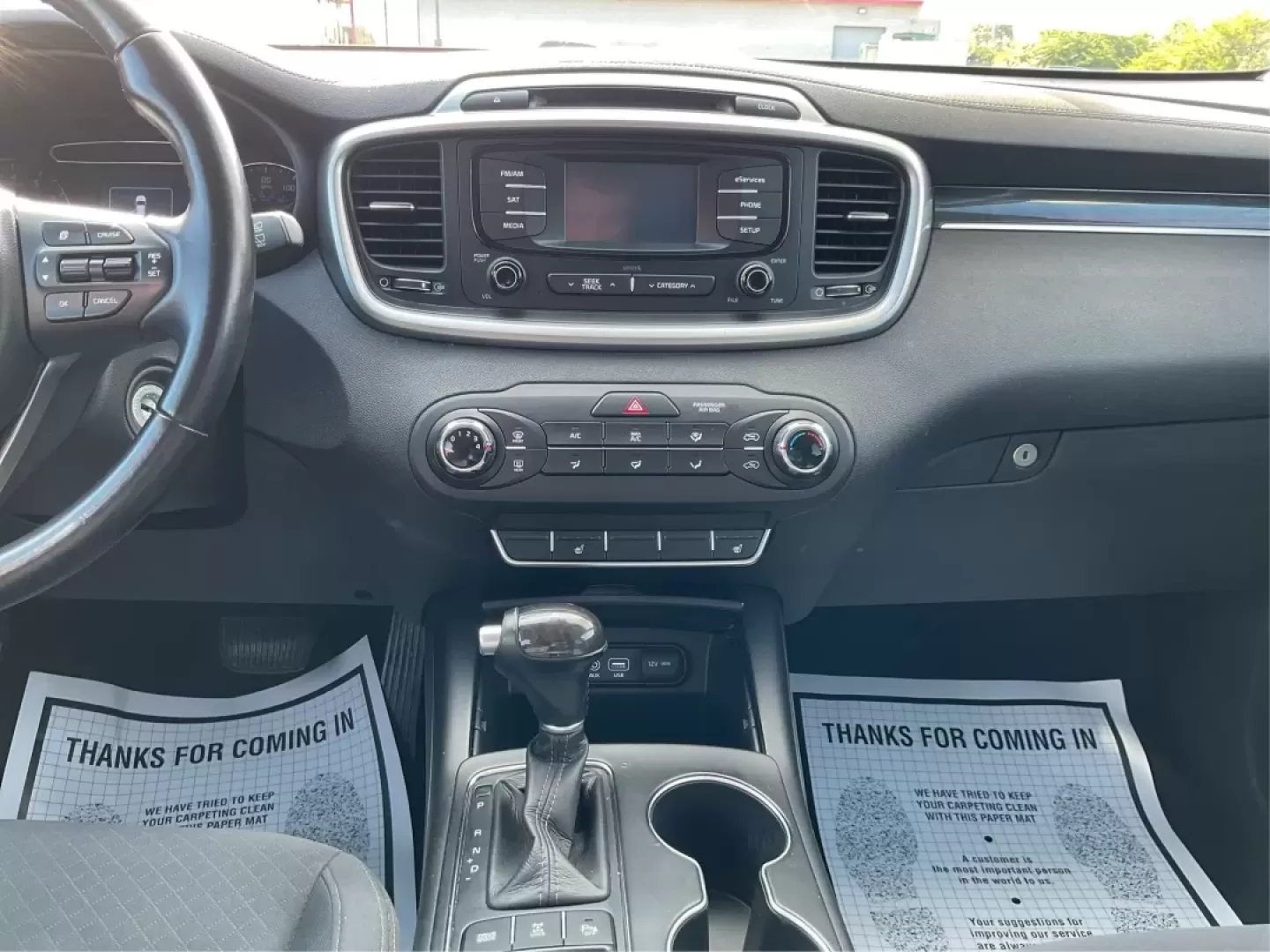 2016 Kia Sorento 2.4L LX (5XYPGDA32GG) with an 2.4L I-4 gasoline direct injection engine, located at 1099 N County Rd 25A , Troy, OH, 45373, (937) 908-9800, 40.057079, -84.212883 - Are you ready to elevate your family adventures while keeping comfort and versatility at the forefront? Look no further than this stunning 2016 Kia Sorento LX, now available at Advantage Car and Credit - Troy. Nestled in the heart of Troy, OH, at 1099 N County Rd 25A, our Buy Here Pay Here dealershi - Photo#13