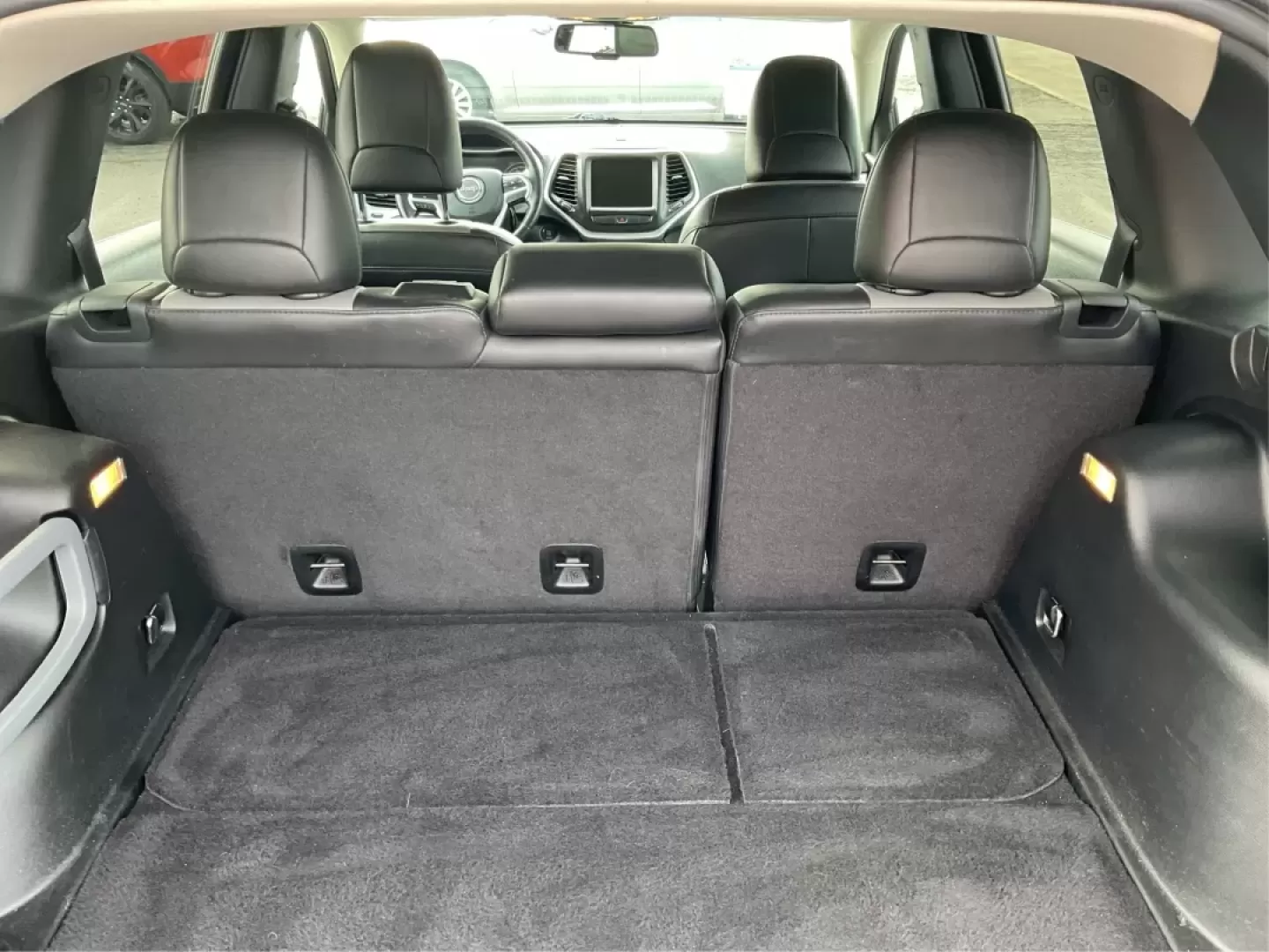 2014 Jeep Cherokee Limited 4WD (1C4PJMDBXEW) with an 2.4L L4 DOHC 16V engine, 9-Speed Automatic transmission, located at 8750 N County Rd 25A, Piqua, OH, 45356, (937) 908-9800, 40.164391, -84.232513 - **Adventure Awaits with the 2014 Jeep Cherokee Limited 4WD**<br /> <br /> Are you ready to elevate your weekend adventures or tackle your daily commute with confidence? The 2014 Jeep Cherokee Limited 4WD is the perfect blend of rugged capability and refined comfort, making it an ideal choice for any - Photo#11