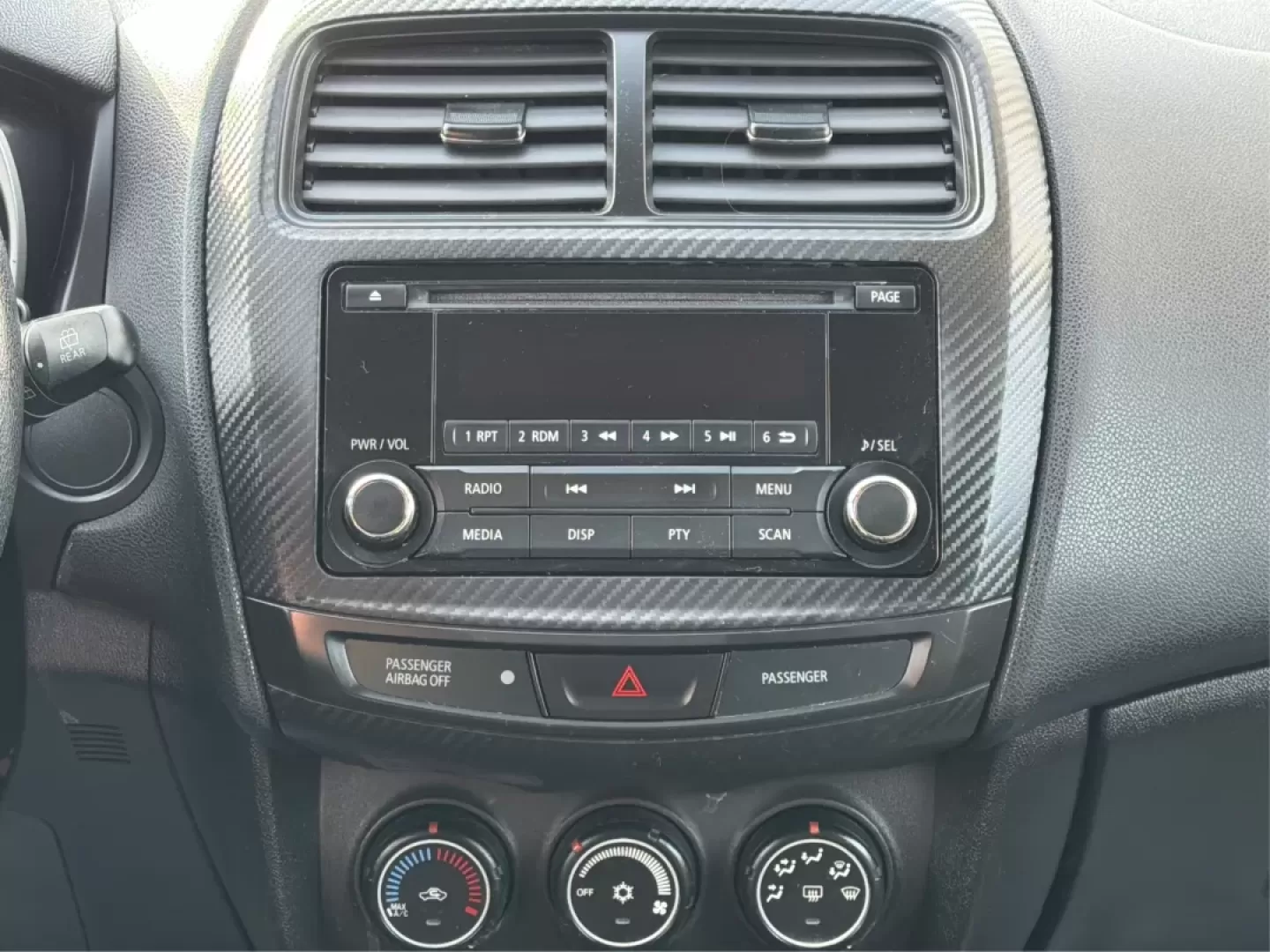 2015 Mitsubishi Outlander ES (4A4AP3AUXFE) with an 2L I-4 DOHC engine, located at 8750 N County Rd 25A, Piqua, OH, 45356, (937) 908-9800, 40.164391, -84.232513 - **Discover Adventure with the 2015 Mitsubishi Outlander - Perfect for Families and Road Trips!**<br /> <br /> At Advantage Car and Credit - Piqua, located at 8750 N County Rd 25A, Piqua, OH 45356, we understand that life is about experiences-whether it's weekend getaways, school runs, or family adve - Photo#13