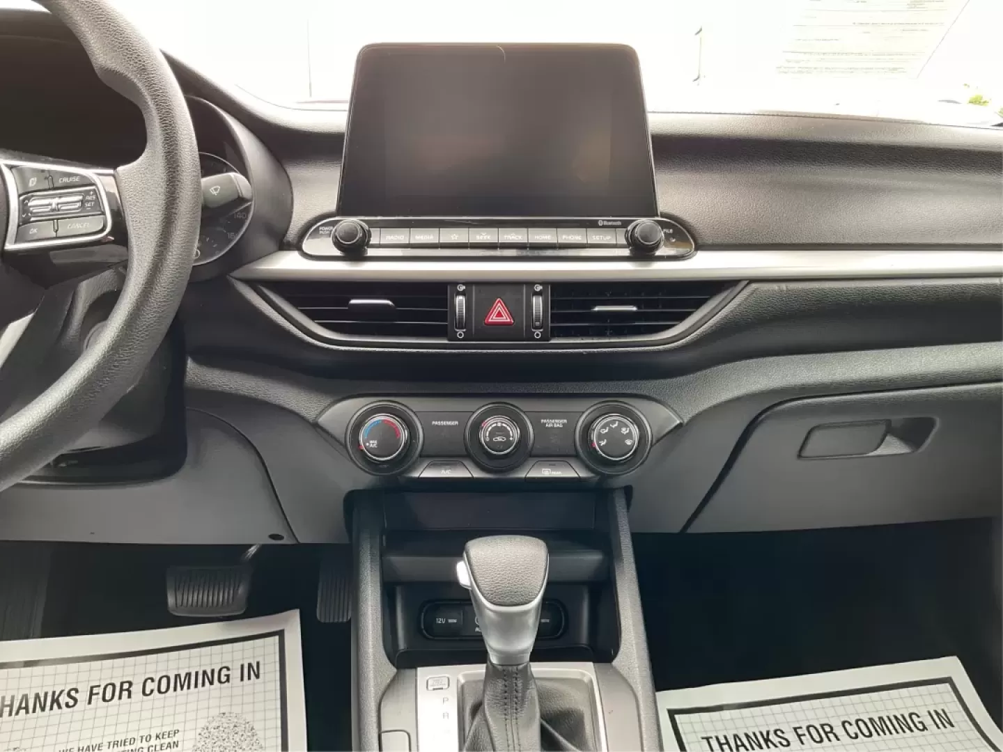 2021 Kia Forte FE (3KPF24AD5ME) with an 2L I-4 DOHC engine, located at 8750 N County Rd 25A, Piqua, OH, 45356, (937) 908-9800, 40.164391, -84.232513 - Are you looking for a reliable vehicle that suits your busy lifestyle? Whether you're commuting to work, shuttling the kids to school, or planning your next weekend adventure, the 2021 Kia Forte is the perfect sedan for you. With its impressive fuel efficiency, spacious interior, and advanced featur - Photo#12