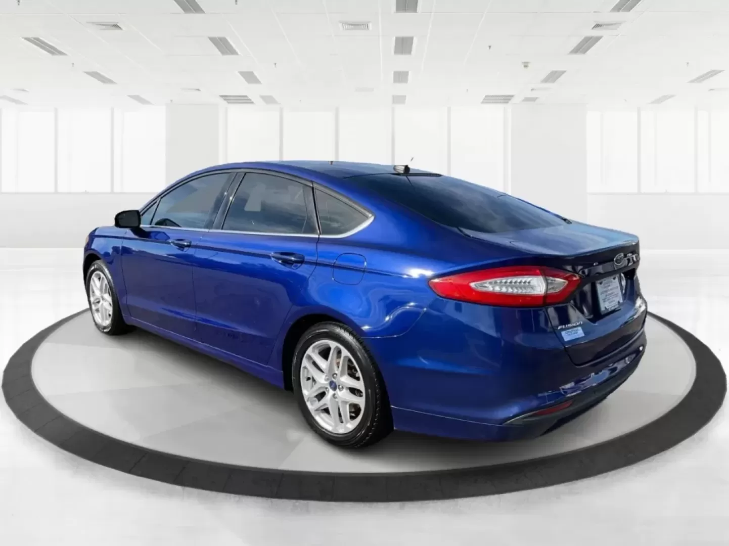 2014 Ford Fusion SE (3FA6P0H78ER) with an Other engine, located at 1184 Kauffman Ave, Fairborn, OH, 45324, (937) 908-9800, 39.807072, -84.030914 - **Experience the Perfect Blend of Style and Reliability with the 2014 Ford Fusion SE**<br /> <br /> Are you in search of a dependable sedan that seamlessly balances style, comfort, and performance for your daily commute or weekend adventures? Look no further than the 2014 Ford Fusion SE, available n - Photo#4
