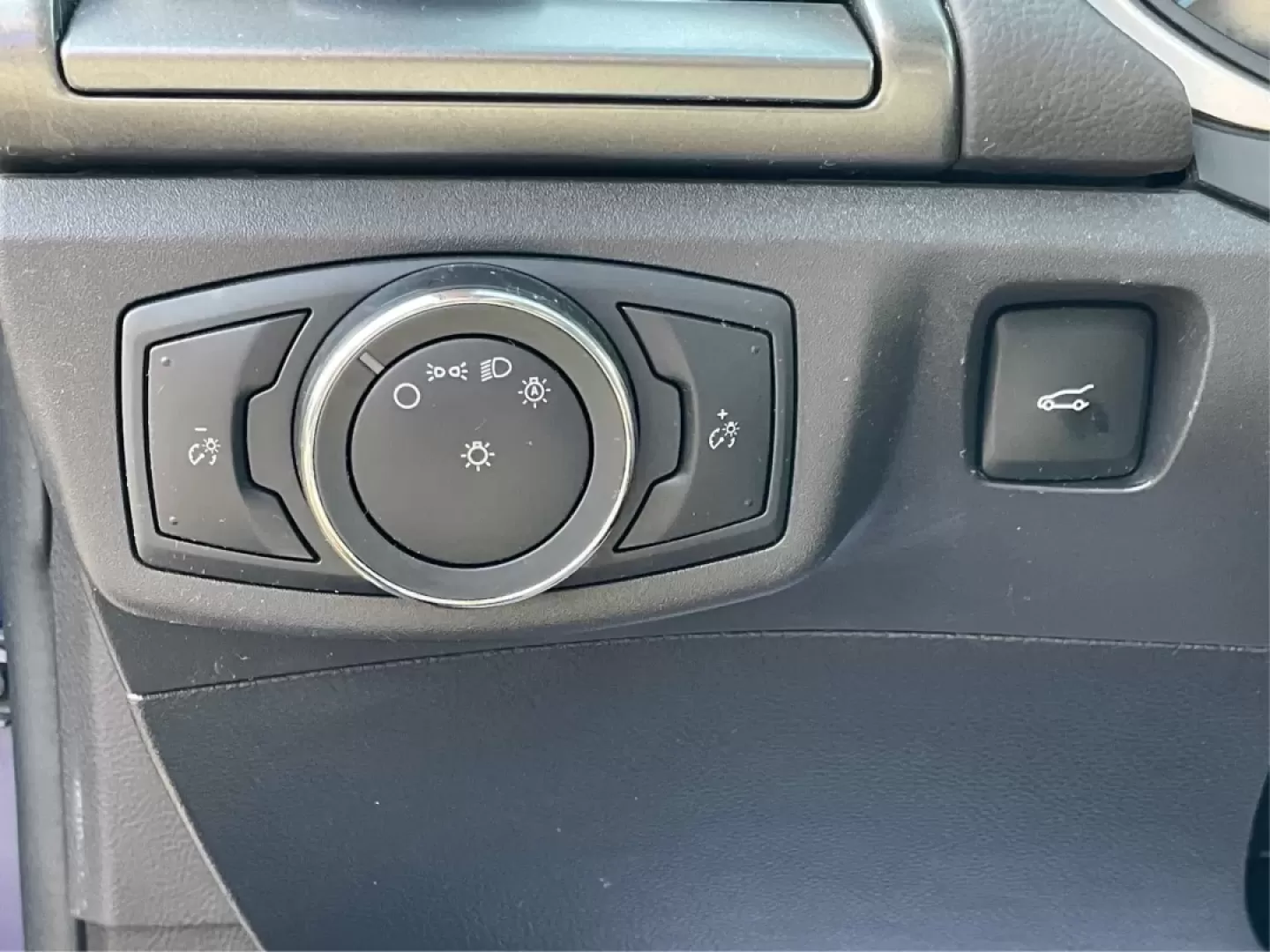 2014 Ford Fusion SE (3FA6P0H78ER) with an Other engine, located at 1184 Kauffman Ave, Fairborn, OH, 45324, (937) 908-9800, 39.807072, -84.030914 - **Experience the Perfect Blend of Style and Reliability with the 2014 Ford Fusion SE**<br /> <br /> Are you in search of a dependable sedan that seamlessly balances style, comfort, and performance for your daily commute or weekend adventures? Look no further than the 2014 Ford Fusion SE, available n - Photo#17