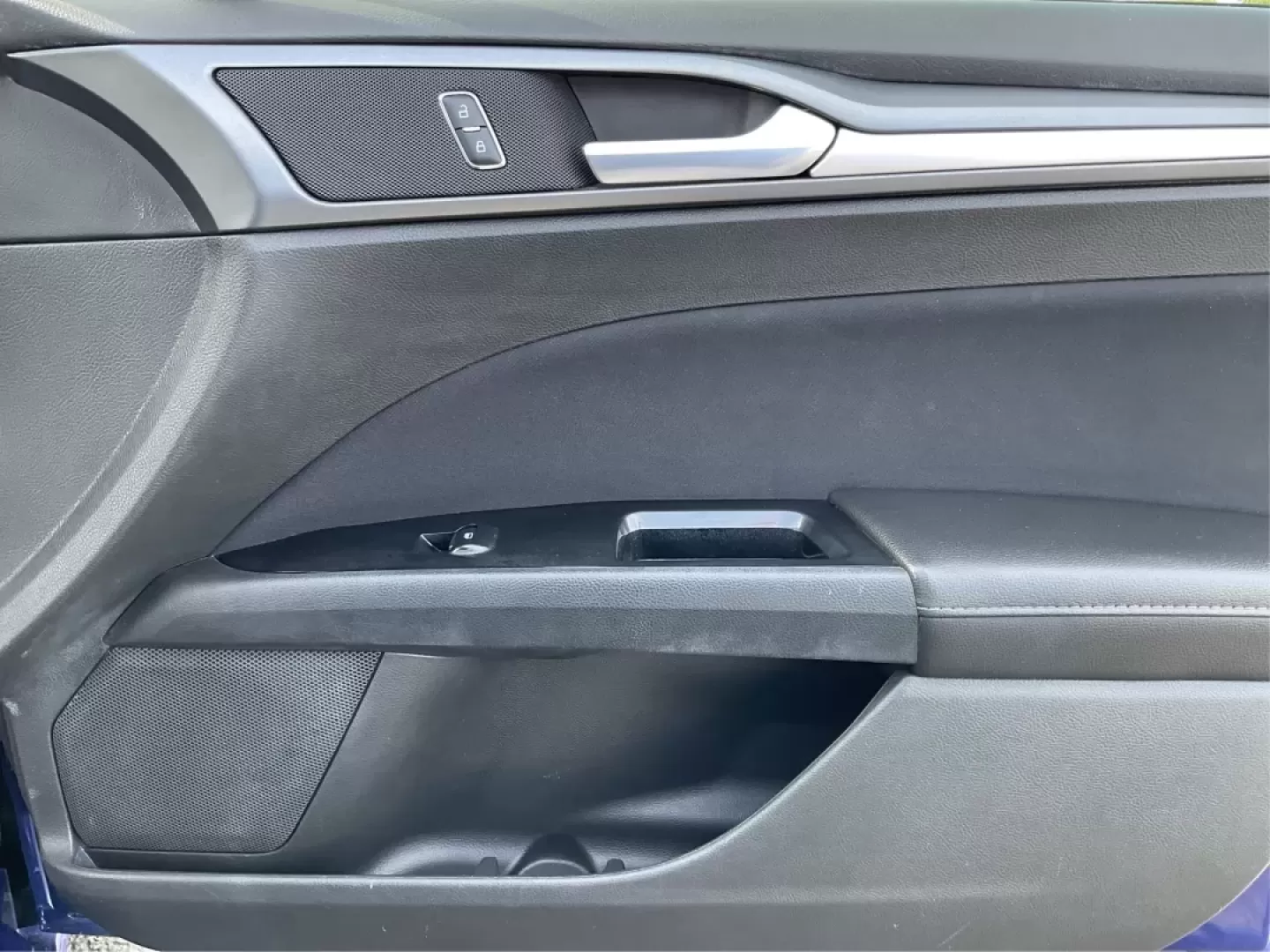 2014 Ford Fusion SE (3FA6P0H78ER) with an Other engine, located at 1184 Kauffman Ave, Fairborn, OH, 45324, (937) 908-9800, 39.807072, -84.030914 - **Experience the Perfect Blend of Style and Reliability with the 2014 Ford Fusion SE**<br /> <br /> Are you in search of a dependable sedan that seamlessly balances style, comfort, and performance for your daily commute or weekend adventures? Look no further than the 2014 Ford Fusion SE, available n - Photo#20