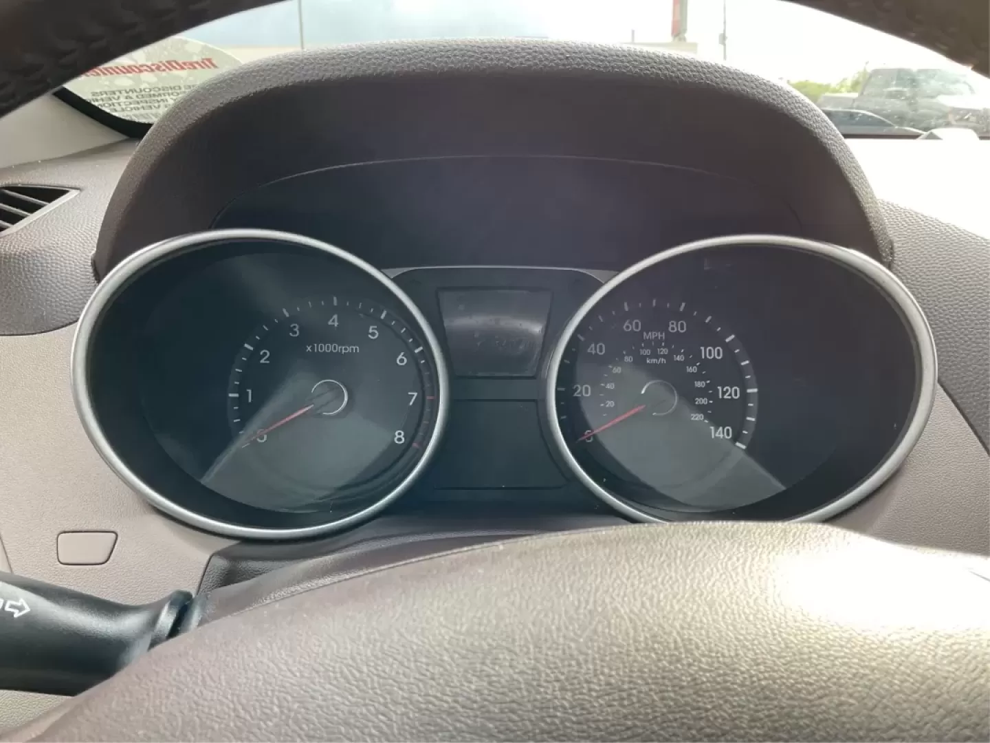 2015 Hyundai Tucson SE (KM8JUCAG2FU) with an Theta II 2.4L I-4 gasoline direct injection engine, located at 1099 N County Rd 25A , Troy, OH, 45373, (937) 908-9800, 40.057079, -84.212883 - Are you ready to elevate your daily commute or weekend adventures? The 2015 Hyundai Tucson SE, available exclusively at Advantage Car and Credit in Troy, OH, is the perfect SUV for anyone looking to enhance their lifestyle with a reliable and stylish vehicle. With its robust features and practicalit - Photo#14