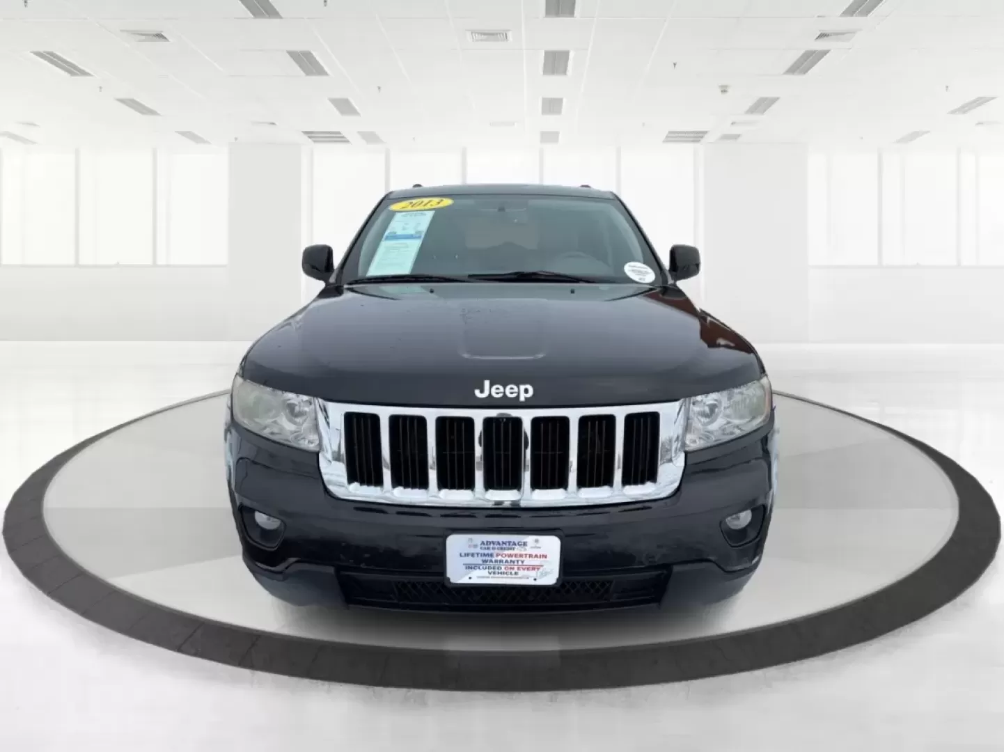 2013 Jeep Grand Cherokee Laredo (1C4RJFAGXDC) with an Other engine, located at 1099 N County Rd 25A , Troy, OH, 45373, (937) 908-9800, 40.057079, -84.212883 - **Adventure Awaits: 2013 Jeep Grand Cherokee Laredo Ready for Your Next Journey**<br /> <br /> Are you ready to tackle your next family adventure or weekend getaway? Look no further than this stunning 2013 Jeep Grand Cherokee Laredo, available now at Advantage Car and Credit in Troy, OH. This versat - Photo#7