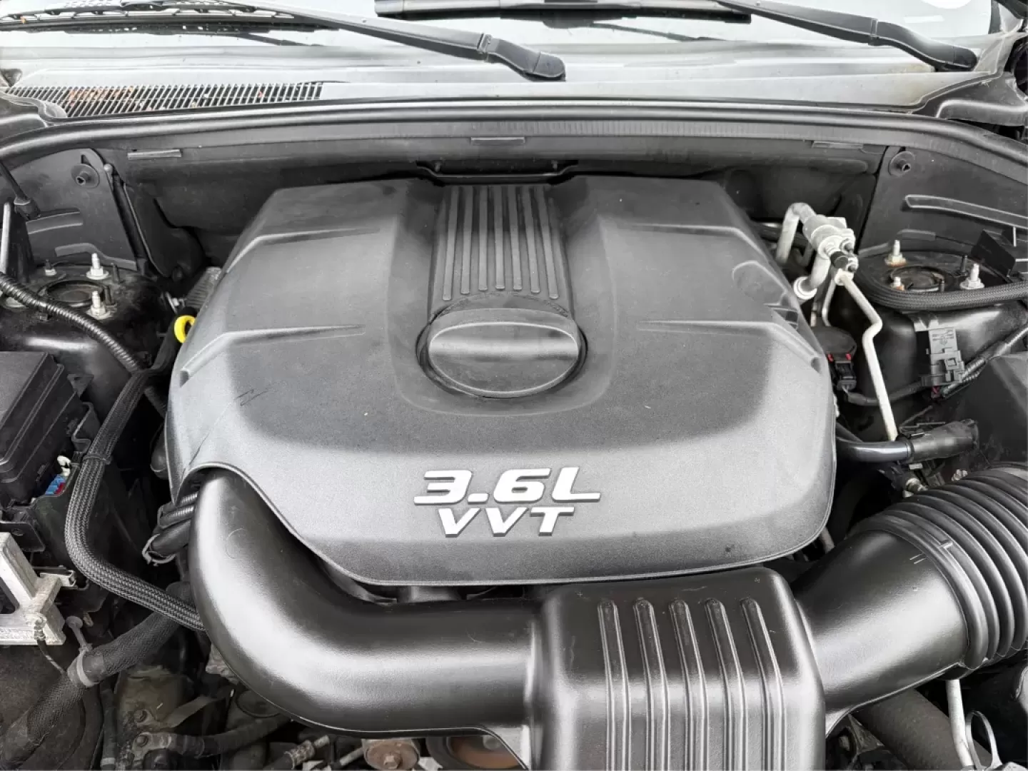 2013 Jeep Grand Cherokee Laredo (1C4RJFAGXDC) with an Other engine, located at 1099 N County Rd 25A , Troy, OH, 45373, (937) 908-9800, 40.057079, -84.212883 - **Adventure Awaits: 2013 Jeep Grand Cherokee Laredo Ready for Your Next Journey**<br /> <br /> Are you ready to tackle your next family adventure or weekend getaway? Look no further than this stunning 2013 Jeep Grand Cherokee Laredo, available now at Advantage Car and Credit in Troy, OH. This versat - Photo#11