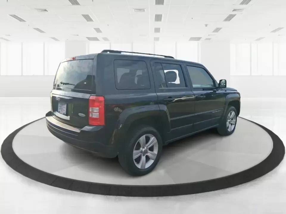 2012 Jeep Patriot Latitude (1C4NJRFB1CD) with an 2.4L I-4 DOHC engine, Automatic transmission, located at 8750 N County Rd 25A, Piqua, OH, 45356, (937) 908-9800, 40.164391, -84.232513 - Experience the thrill of adventure with the 2012 Jeep Patriot Latitude, now available at Advantage Car and Credit in Troy, OH! Perfect for weekend getaways or daily commutes, this versatile SUV is designed to meet the needs of both adventure-seekers and budget-conscious buyers alike. With its rugged - Photo#2