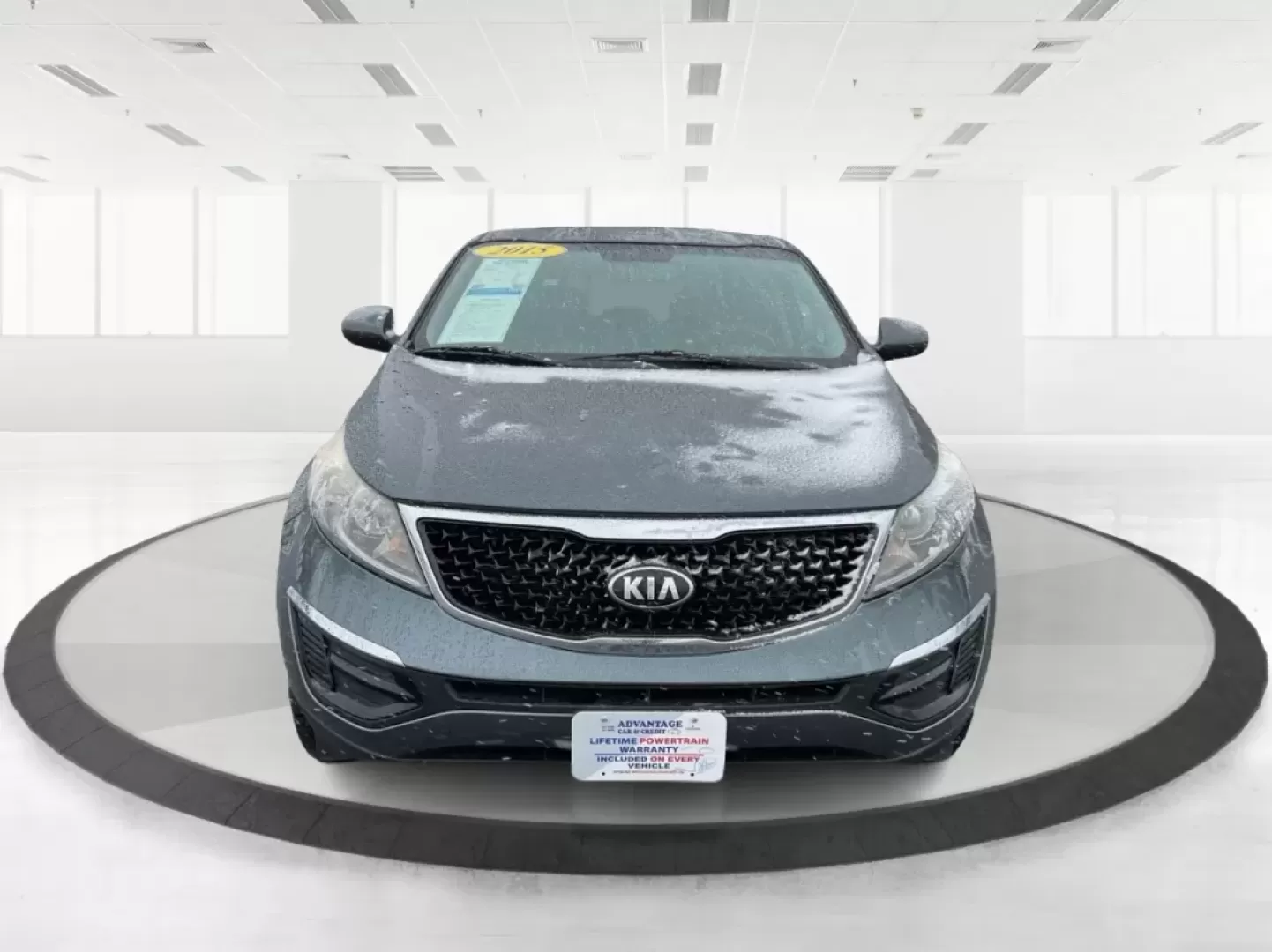 2015 Kia Sportage LX (KNDPB3AC8F7) with an Other engine, located at 880 E. National Road, Vandalia, OH, 45377, (937) 908-9800, 39.891918, -84.183594 - **Adventure Awaits: Discover the 2015 Kia Sportage LX at Advantage Car and Credit!**<br /> <br /> Are you ready to enhance your lifestyle with a vehicle that's perfect for weekend getaways or daily commutes? At Advantage Car and Credit in New Carlisle, OH, we're excited to introduce you to the 2015 - Photo#7