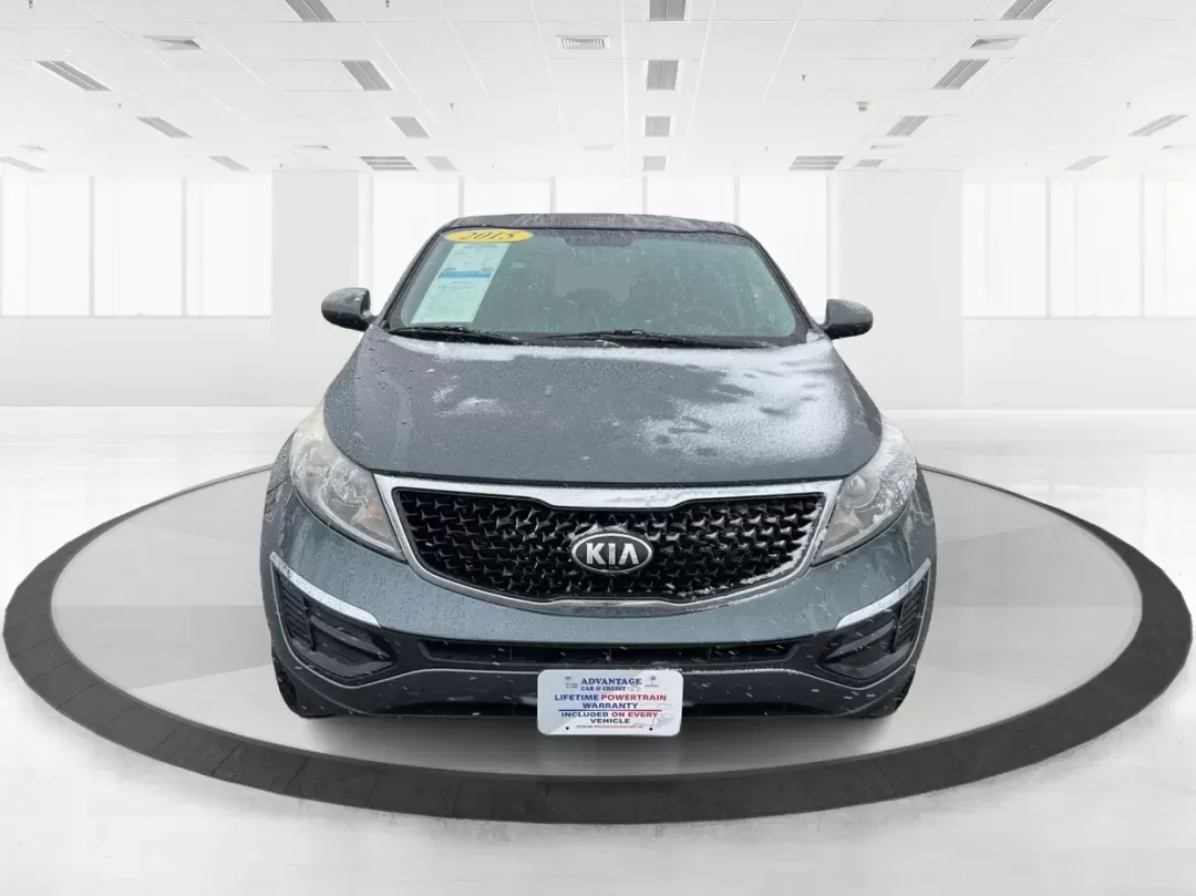 2015 Kia Sportage LX (KNDPB3AC8F7) with an Other engine, located at 880 E. National Road, Vandalia, OH, 45377, (937) 908-9800, 39.891918, -84.183594 - **Adventure Awaits: Discover the 2015 Kia Sportage LX at Advantage Car and Credit!**<br /> <br /> Are you ready to enhance your lifestyle with a vehicle that's perfect for weekend getaways or daily commutes? At Advantage Car and Credit in New Carlisle, OH, we're excited to introduce you to the 2015 - Photo#7
