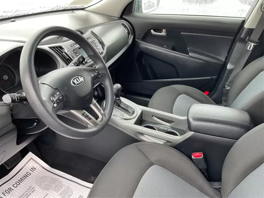 2015 Kia Sportage LX (KNDPB3AC8F7) with an Other engine, located at 880 E. National Road, Vandalia, OH, 45377, (937) 908-9800, 39.891918, -84.183594 - **Adventure Awaits: Discover the 2015 Kia Sportage LX at Advantage Car and Credit!**<br /> <br /> Are you ready to enhance your lifestyle with a vehicle that's perfect for weekend getaways or daily commutes? At Advantage Car and Credit in New Carlisle, OH, we're excited to introduce you to the 2015 - Photo#9