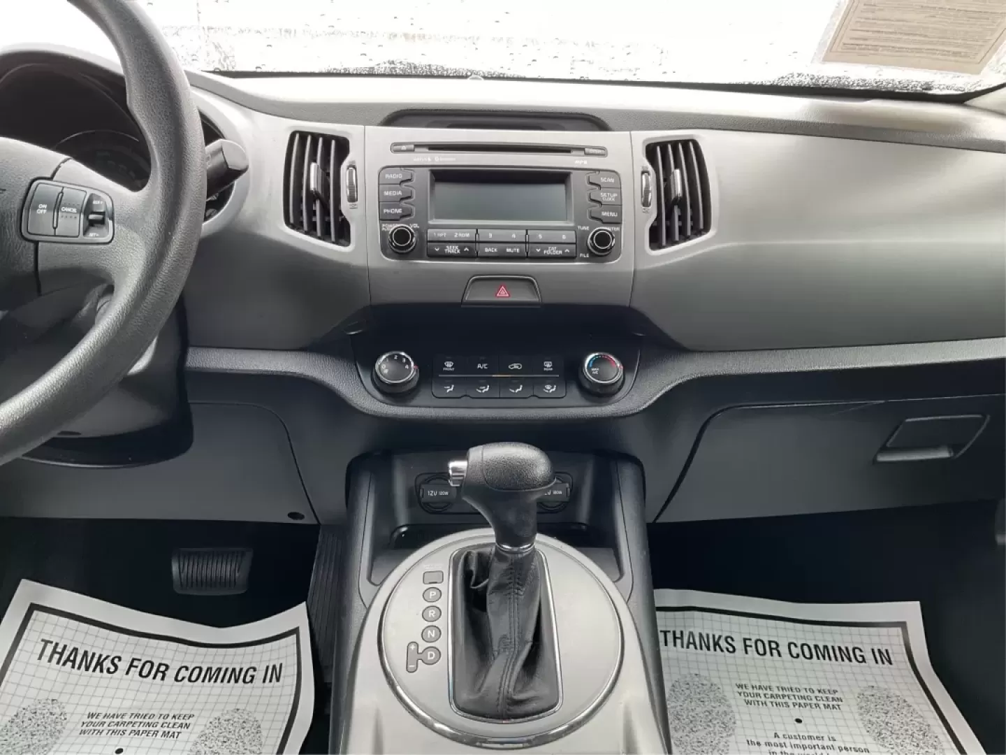 2015 Kia Sportage LX (KNDPB3AC8F7) with an Other engine, located at 880 E. National Road, Vandalia, OH, 45377, (937) 908-9800, 39.891918, -84.183594 - **Adventure Awaits: Discover the 2015 Kia Sportage LX at Advantage Car and Credit!**<br /> <br /> Are you ready to enhance your lifestyle with a vehicle that's perfect for weekend getaways or daily commutes? At Advantage Car and Credit in New Carlisle, OH, we're excited to introduce you to the 2015 - Photo#12