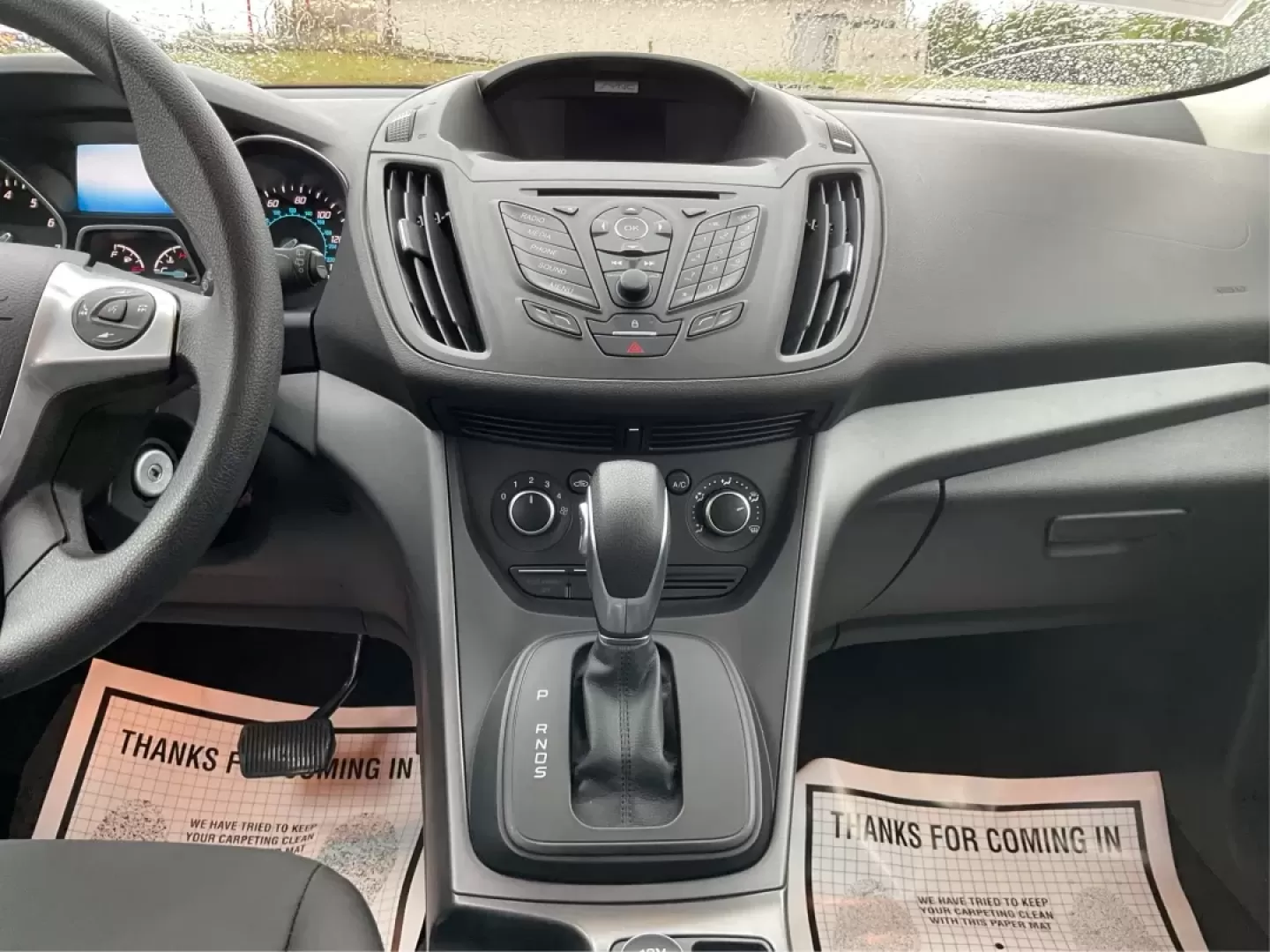 2016 Ford Escape S (1FMCU0F7XGU) with an Duratec 2.5L I-4 DOHC engine, located at 880 E. National Road, Vandalia, OH, 45377, (937) 908-9800, 39.891918, -84.183594 - **Discover Your Next Adventure with the 2016 Ford Escape at Advantage Car and Credit - Vandalia!**<br /> <br /> Are you seeking a vehicle that effortlessly balances comfort, versatility, and style for your daily commute or weekend getaways? Look no further than this stunning 2016 Ford Escape, availa - Photo#13