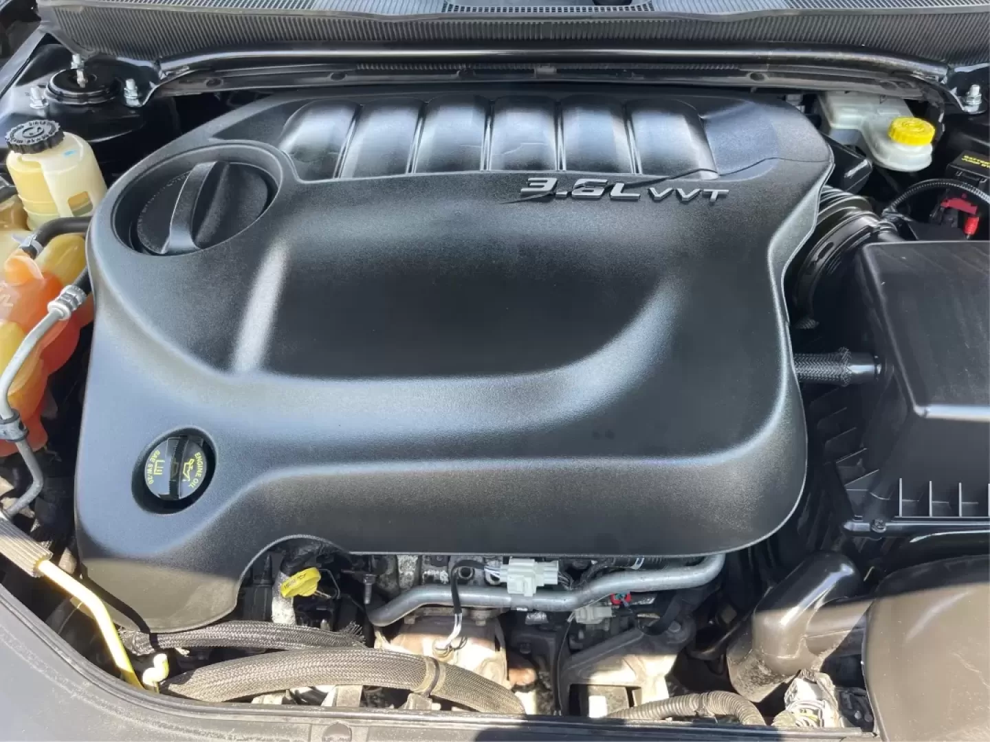 2014 Chrysler 200 LX (1C3CCBAG7EN) with an Other engine, located at 4508 South Dixie Dr, Moraine, OH, 45439, (937) 908-9800, 39.689976, -84.218452 - Are you looking for a reliable car that seamlessly fits into your busy lifestyle? Look no further than this stunning 2014 Chrysler 200 LX, available now at Advantage Car and Credit in Fairborn, OH. This stylish sedan is perfect for growing families, daily commuters, or anyone seeking a dependable ve - Photo#11
