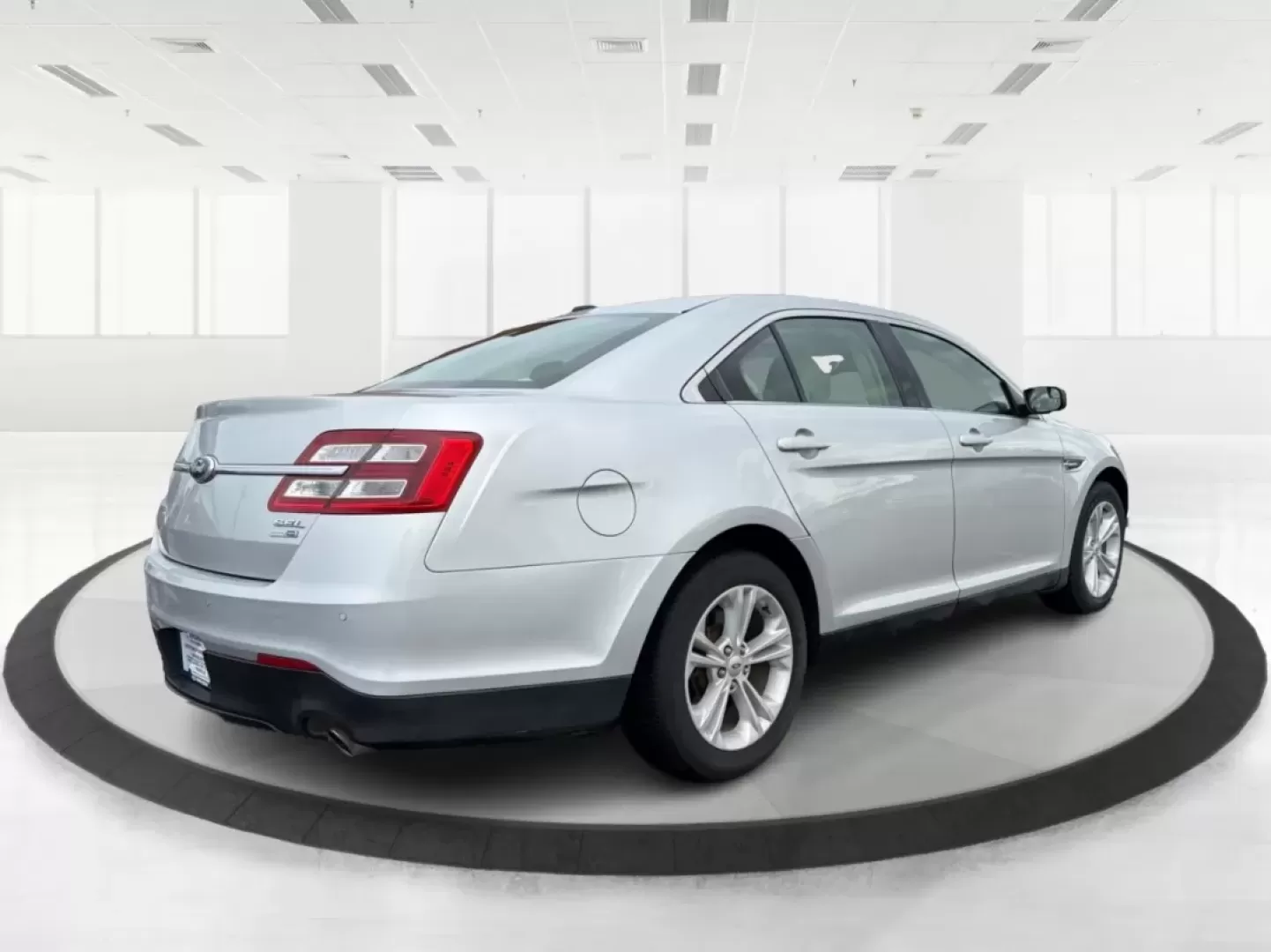 2013 Ford Taurus SEL (1FAHP2H87DG) with an 3.5L V-6 DOHC engine, 6-Speed Automatic transmission, located at 1099 N County Rd 25A , Troy, OH, 45373, (937) 908-9800, 40.057079, -84.212883 - **Discover the Perfect Family Sedan: 2013 Ford Taurus SEL at Advantage Car and Credit - Piqua, OH**<br /> <br /> Are you searching for a reliable and spacious vehicle that fits seamlessly into your family's lifestyle? Look no further than this 2013 Ford Taurus SEL, available now at Advantage Car and - Photo#2