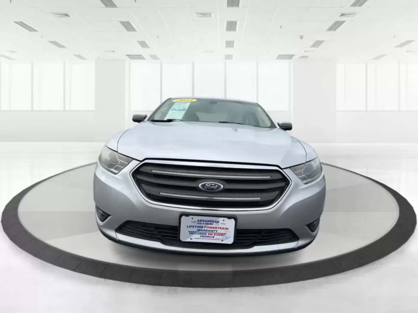 2013 Ford Taurus SEL (1FAHP2H87DG) with an 3.5L V-6 DOHC engine, 6-Speed Automatic transmission, located at 1099 N County Rd 25A , Troy, OH, 45373, (937) 908-9800, 40.057079, -84.212883 - **Discover the Perfect Family Sedan: 2013 Ford Taurus SEL at Advantage Car and Credit - Piqua, OH**<br /> <br /> Are you searching for a reliable and spacious vehicle that fits seamlessly into your family's lifestyle? Look no further than this 2013 Ford Taurus SEL, available now at Advantage Car and - Photo#7