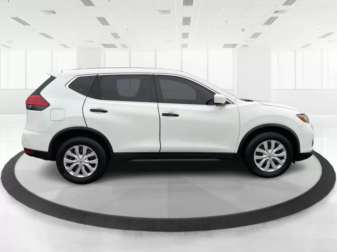 2017 Nissan Rogue S (KNMAT2MV0HP) with an 2.5L I-4 DOHC engine, located at 1230 East Main St, Xenia, OH, 45385, (937) 908-9800, 39.688026, -83.910172 - **Adventure Awaits: Explore the 2017 Nissan Rogue at Advantage Car and Credit!**<br /> <br /> Are you ready to embark on your next family road trip or weekend adventure? The 2017 Nissan Rogue is the perfect companion for those who value versatility, comfort, and reliability. Whether you're navigatin - Photo#1
