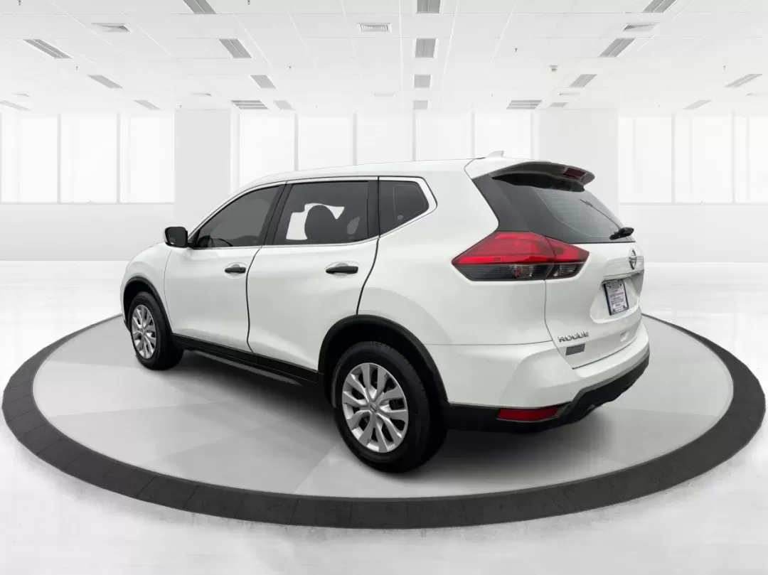 2017 Nissan Rogue S (KNMAT2MV0HP) with an 2.5L I-4 DOHC engine, located at 1230 East Main St, Xenia, OH, 45385, (937) 908-9800, 39.688026, -83.910172 - **Adventure Awaits: Explore the 2017 Nissan Rogue at Advantage Car and Credit!**<br /> <br /> Are you ready to embark on your next family road trip or weekend adventure? The 2017 Nissan Rogue is the perfect companion for those who value versatility, comfort, and reliability. Whether you're navigatin - Photo#4