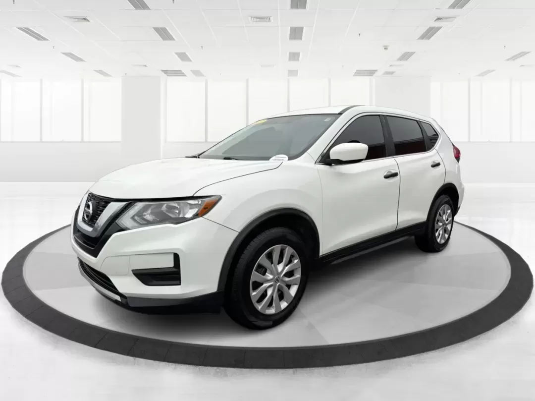 2017 Nissan Rogue S (KNMAT2MV0HP) with an 2.5L I-4 DOHC engine, located at 1230 East Main St, Xenia, OH, 45385, (937) 908-9800, 39.688026, -83.910172 - **Adventure Awaits: Explore the 2017 Nissan Rogue at Advantage Car and Credit!**<br /> <br /> Are you ready to embark on your next family road trip or weekend adventure? The 2017 Nissan Rogue is the perfect companion for those who value versatility, comfort, and reliability. Whether you're navigatin - Photo#8