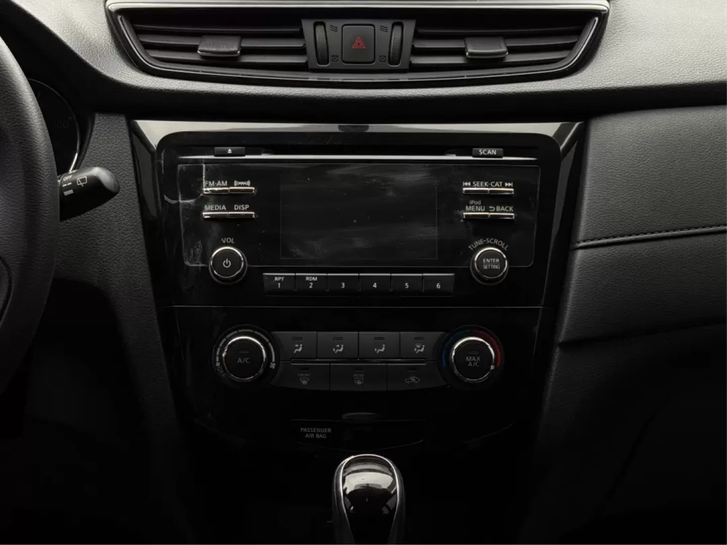 2017 Nissan Rogue S (KNMAT2MV0HP) with an 2.5L I-4 DOHC engine, CVT transmission, located at 1230 East Main St, Xenia, OH, 45385, (937) 908-9800, 39.688026, -83.910172 - **Adventure Awaits: Explore the 2017 Nissan Rogue at Advantage Car and Credit!**<br /> <br /> Are you ready to embark on your next family road trip or weekend adventure? The 2017 Nissan Rogue is the perfect companion for those who value versatility, comfort, and reliability. Whether you're navigatin - Photo#13