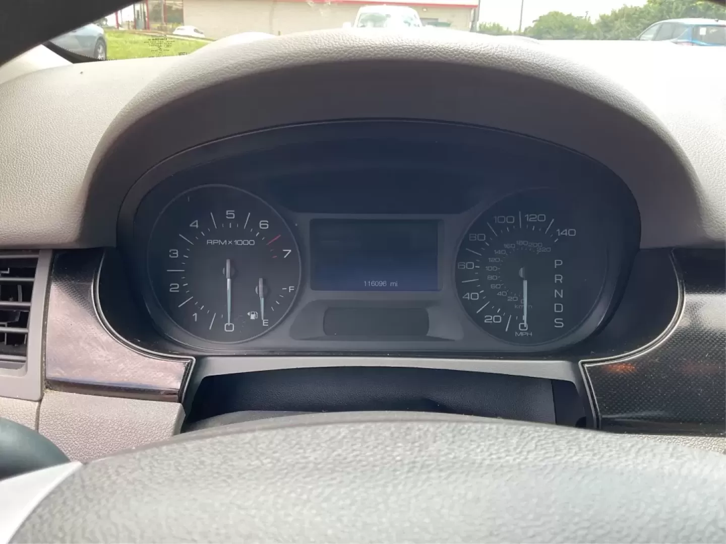 2013 Ford Edge SE (2FMDK3GC6DB) with an 3.5L V6 DOHC 24V engine, 6-Speed Automatic transmission, located at 880 E. National Road, Vandalia, OH, 45377, (937) 908-9800, 39.891918, -84.183594 - **Discover Your Next Adventure with the 2013 Ford Edge SE A Perfect Family SUV!**<br /> <br /> Are you searching for a reliable and stylish SUV to elevate your family's adventures? The 2013 Ford Edge SE, available at Advantage Car and Credit in Fairborn, OH, is the ideal vehicle for families and in - Photo#15