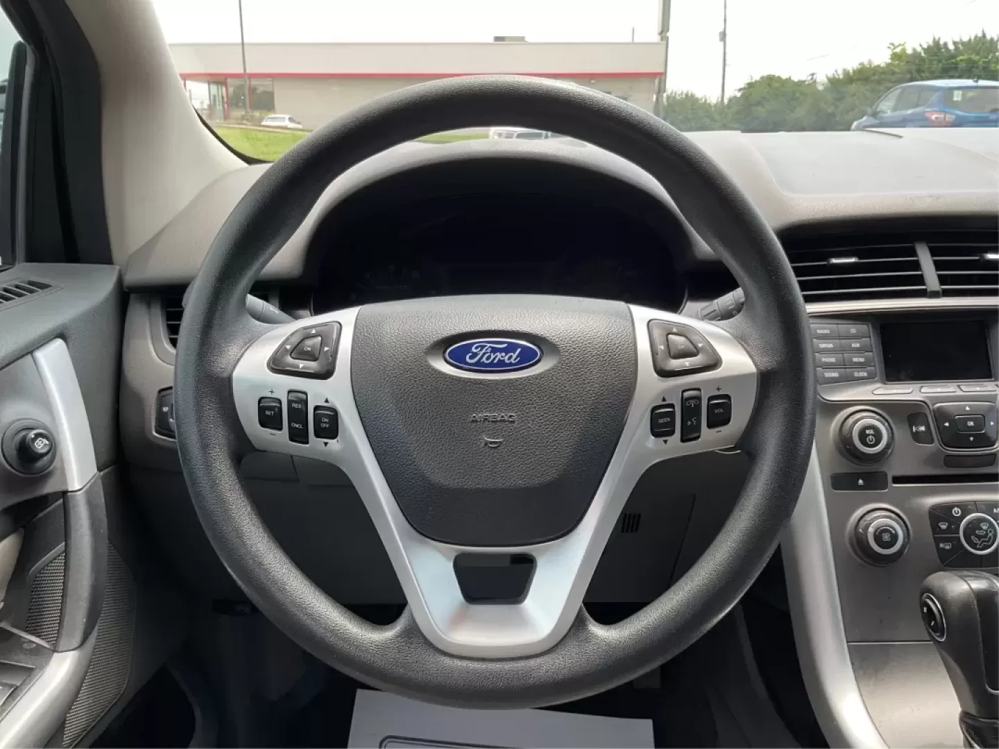 2013 Ford Edge SE (2FMDK3GC6DB) with an 3.5L V6 DOHC 24V engine, 6-Speed Automatic transmission, located at 880 E. National Road, Vandalia, OH, 45377, (937) 908-9800, 39.891918, -84.183594 - **Discover Your Next Adventure with the 2013 Ford Edge SE A Perfect Family SUV!**<br /> <br /> Are you searching for a reliable and stylish SUV to elevate your family's adventures? The 2013 Ford Edge SE, available at Advantage Car and Credit in Fairborn, OH, is the ideal vehicle for families and in - Photo#16