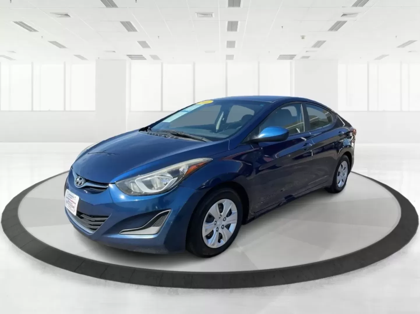 2016 Hyundai Elantra SE (5NPDH4AE5GH) with an Nu 1.8L I-4 DOHC engine, located at 401 Woodman Dr, Riverside, OH, 45431, (937) 908-9800, 39.760899, -84.123421 - **Elevate Your Daily Commute with the 2016 Hyundai Elantra SE at Advantage Car and Credit!**<br /> <br /> Are you tired of your mundane daily commute? Looking for a reliable vehicle that not only delivers performance but also fits your lifestyle? Look no further! The 2016 Hyundai Elantra SE is your - Photo#8