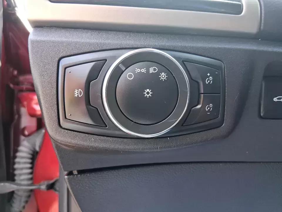 2016 Ford Fusion SE (3FA6P0HD7GR) with an 1.5L L4 DOHC 16V engine, 6-Speed Automatic transmission, located at 1099 N County Rd 25A , Troy, OH, 45373, (937) 908-9800, 40.057079, -84.212883 - Experience the perfect blend of style, comfort, and reliability with this 2016 Ford Fusion SE, available now at Advantage Car and Credit in Fairborn, OH. Whether you're a commuter navigating the busy streets of downtown Fairborn or a growing family looking for a dependable vehicle for your weekend a - Photo#17