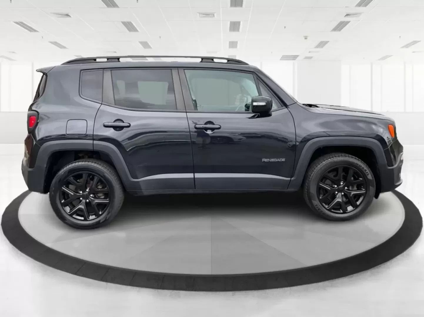 2016 Jeep Renegade Justice (ZACCJBBT4GP) with an Tigershark MultiAir 2.4L I-4 variable valve contro engine, located at 1230 East Main St, Xenia, OH, 45385, (937) 908-9800, 39.688026, -83.910172 - ### Adventure Awaits with the 2016 Jeep Renegade Justice at Advantage Car and Credit - Xenia!<br /> <br /> Are you ready to tackle your next adventure? Whether you're planning a weekend getaway with friends, navigating the hustle and bustle of daily commutes, or exploring the great outdoors, the 201 - Photo#1
