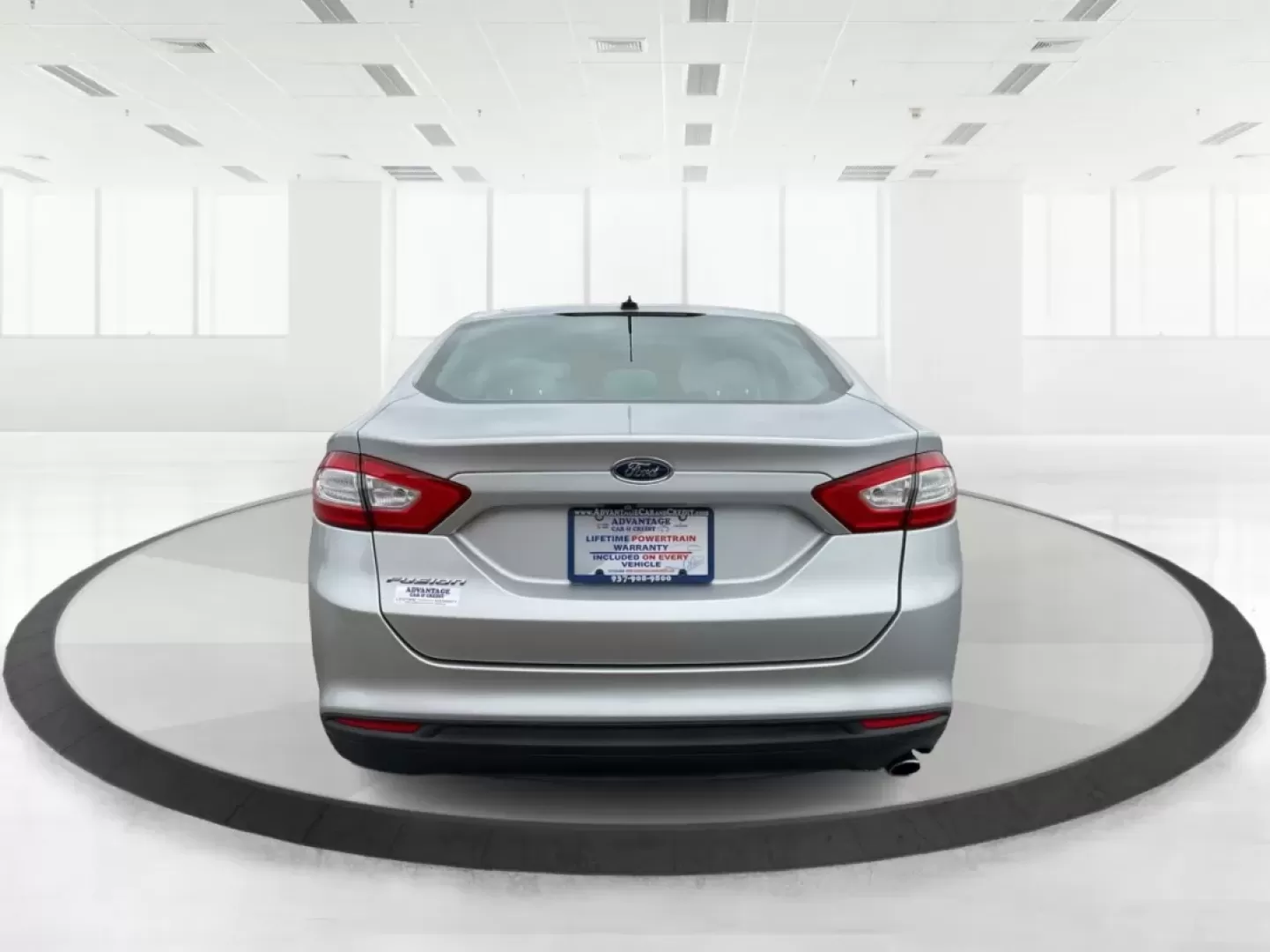 2016 Ford Fusion S (3FA6P0G72GR) with an Duratec 2.5L I-4 DOHC engine, located at 1099 N County Rd 25A , Troy, OH, 45373, (937) 908-9800, 40.057079, -84.212883 - Discover the perfect blend of style, comfort, and reliability with this **2016 Ford Fusion**-ideal for your daily commutes, family outings, or weekend adventures. If you're searching for a dependable sedan that won't break the bank, this vehicle is just what you need. It's great for growing families - Photo#3