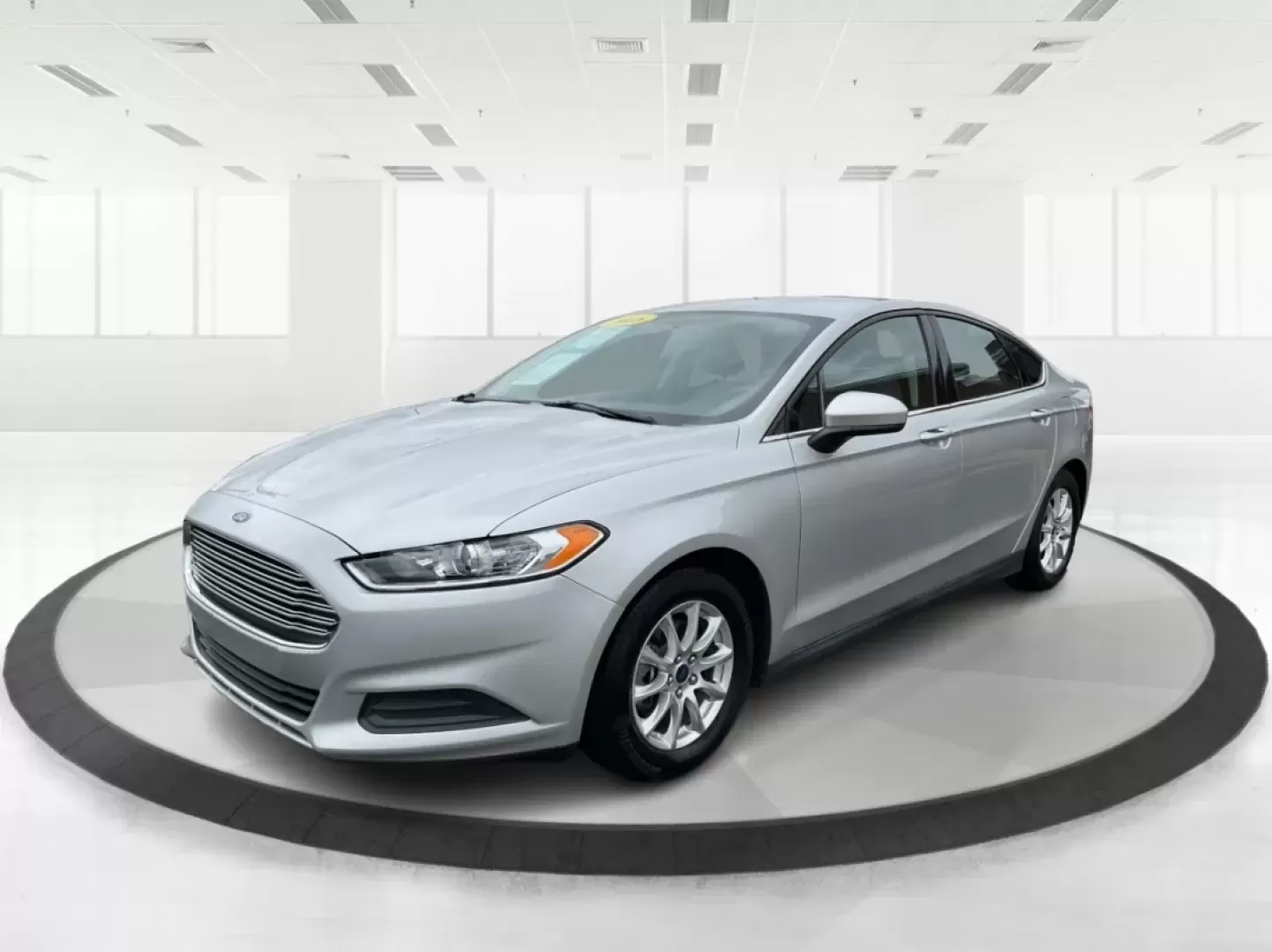2016 Ford Fusion S (3FA6P0G72GR) with an Duratec 2.5L I-4 DOHC engine, located at 1099 N County Rd 25A , Troy, OH, 45373, (937) 908-9800, 40.057079, -84.212883 - Discover the perfect blend of style, comfort, and reliability with this **2016 Ford Fusion**-ideal for your daily commutes, family outings, or weekend adventures. If you're searching for a dependable sedan that won't break the bank, this vehicle is just what you need. It's great for growing families - Photo#8
