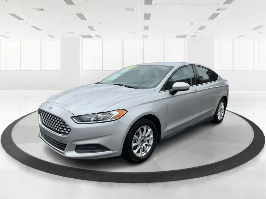 2016 Ford Fusion S (3FA6P0G72GR) with an Duratec 2.5L I-4 DOHC engine, located at 1184 Kauffman Ave, Fairborn, OH, 45324, (937) 908-9800, 39.807072, -84.030914 - Discover the perfect blend of style, comfort, and reliability with this **2016 Ford Fusion**-ideal for your daily commutes, family outings, or weekend adventures. If you're searching for a dependable sedan that won't break the bank, this vehicle is just what you need. It's great for growing families - Photo#8