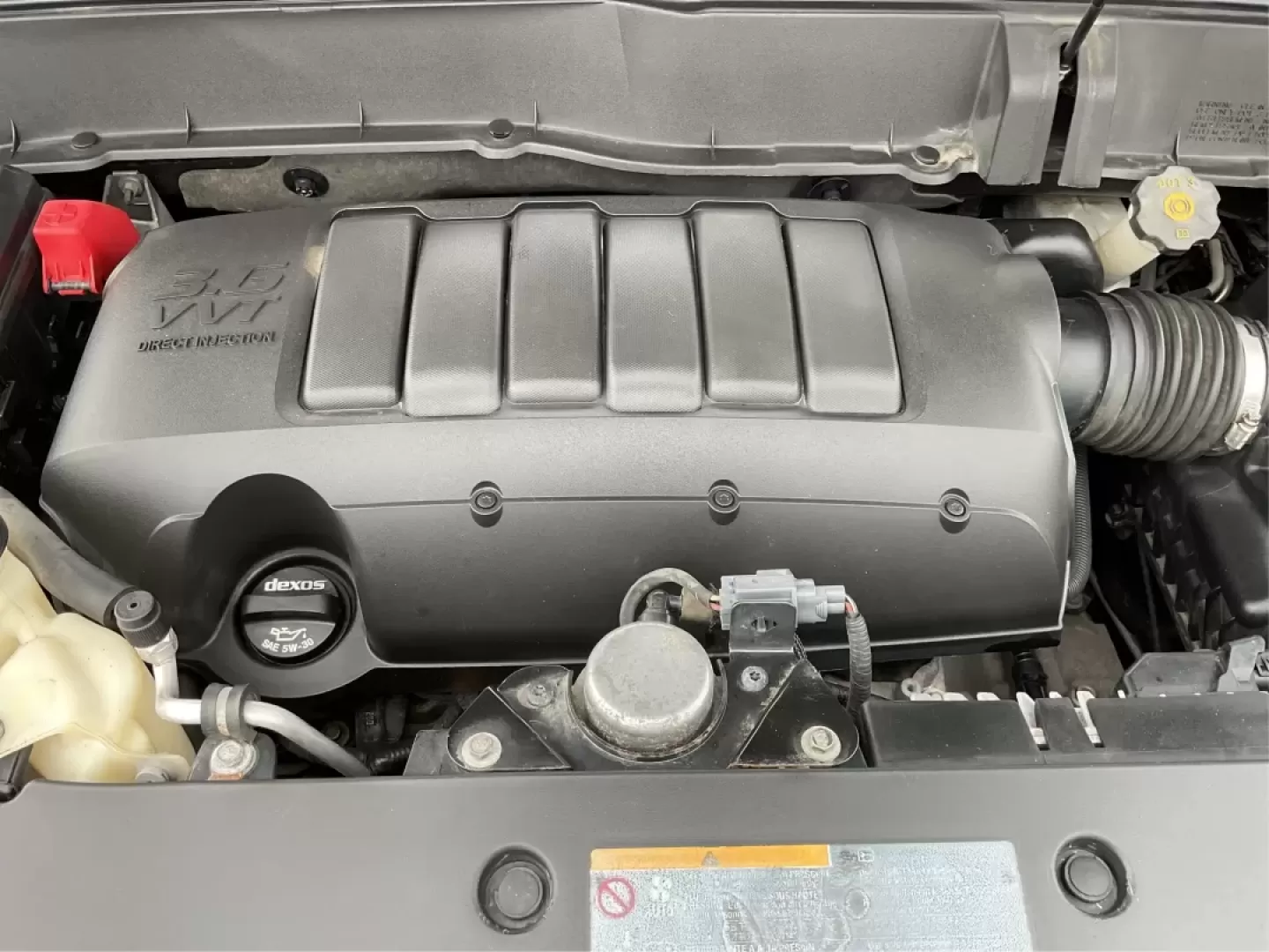 2017 Chevrolet Traverse 1LT (1GNKVGKD4HJ) with an 3.6L V-6 gasoline direct injection engine, located at 880 E. National Road, Vandalia, OH, 45377, (937) 908-9800, 39.891918, -84.183594 - **Explore Your Next Adventure in the 2017 Chevrolet Traverse at Advantage Car and Credit - Vandalia!**<br /> <br /> Are you ready to elevate your family's road trips or weekend adventures? The 2017 Chevrolet Traverse is designed for those who love the open road and need a spacious utility vehicle th - Photo#11