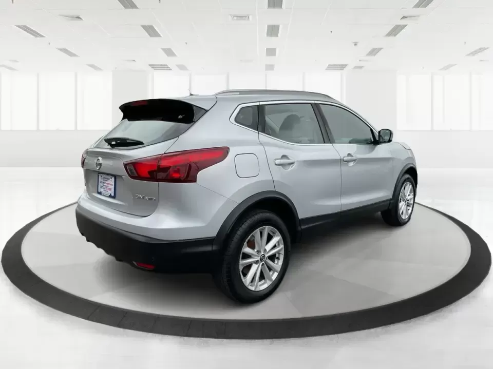 2019 Nissan Rogue SV (JN1BJ1CR3KW) with an 2L I-4 gasoline direct injection engine, CVT transmission, located at 880 E. National Road, Vandalia, OH, 45377, (937) 908-9800, 39.891918, -84.183594 - Imagine hitting the open road, the wind in your hair, as you embark on spontaneous weekend adventures or daily commutes-this is the lifestyle that the 2019 Nissan Rogue SV embodies. With its versatile SUV design and impressive features, this vehicle is perfect for anyone looking to elevate their dri - Photo#2