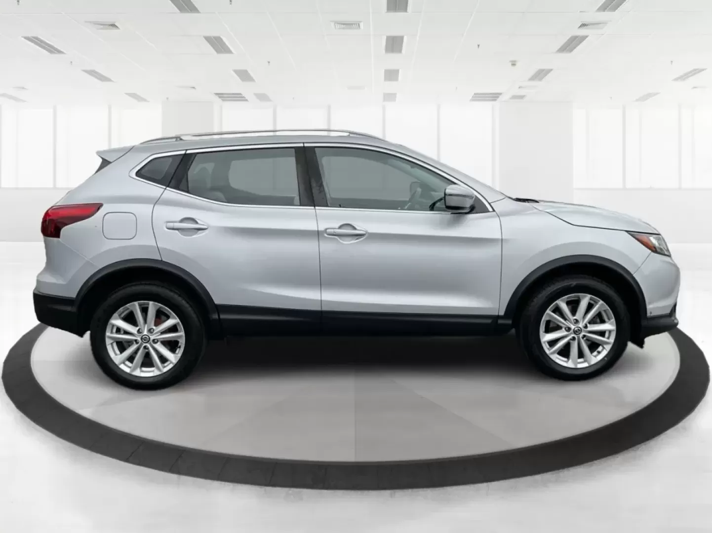 2019 Nissan Rogue SV (JN1BJ1CR3KW) with an 2L I-4 gasoline direct injection engine, located at 401 Woodman Dr, Riverside, OH, 45431, (937) 908-9800, 39.760899, -84.123421 - Imagine hitting the open road, the wind in your hair, as you embark on spontaneous weekend adventures or daily commutes-this is the lifestyle that the 2019 Nissan Rogue SV embodies. With its versatile SUV design and impressive features, this vehicle is perfect for anyone looking to elevate their dri - Photo#1