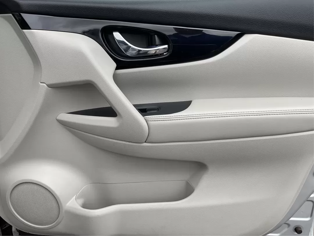 2019 Nissan Rogue SV (JN1BJ1CR3KW) with an 2L I-4 gasoline direct injection engine, located at 401 Woodman Dr, Riverside, OH, 45431, (937) 908-9800, 39.760899, -84.123421 - 2019 Nissan Rogue SV - Photo#19