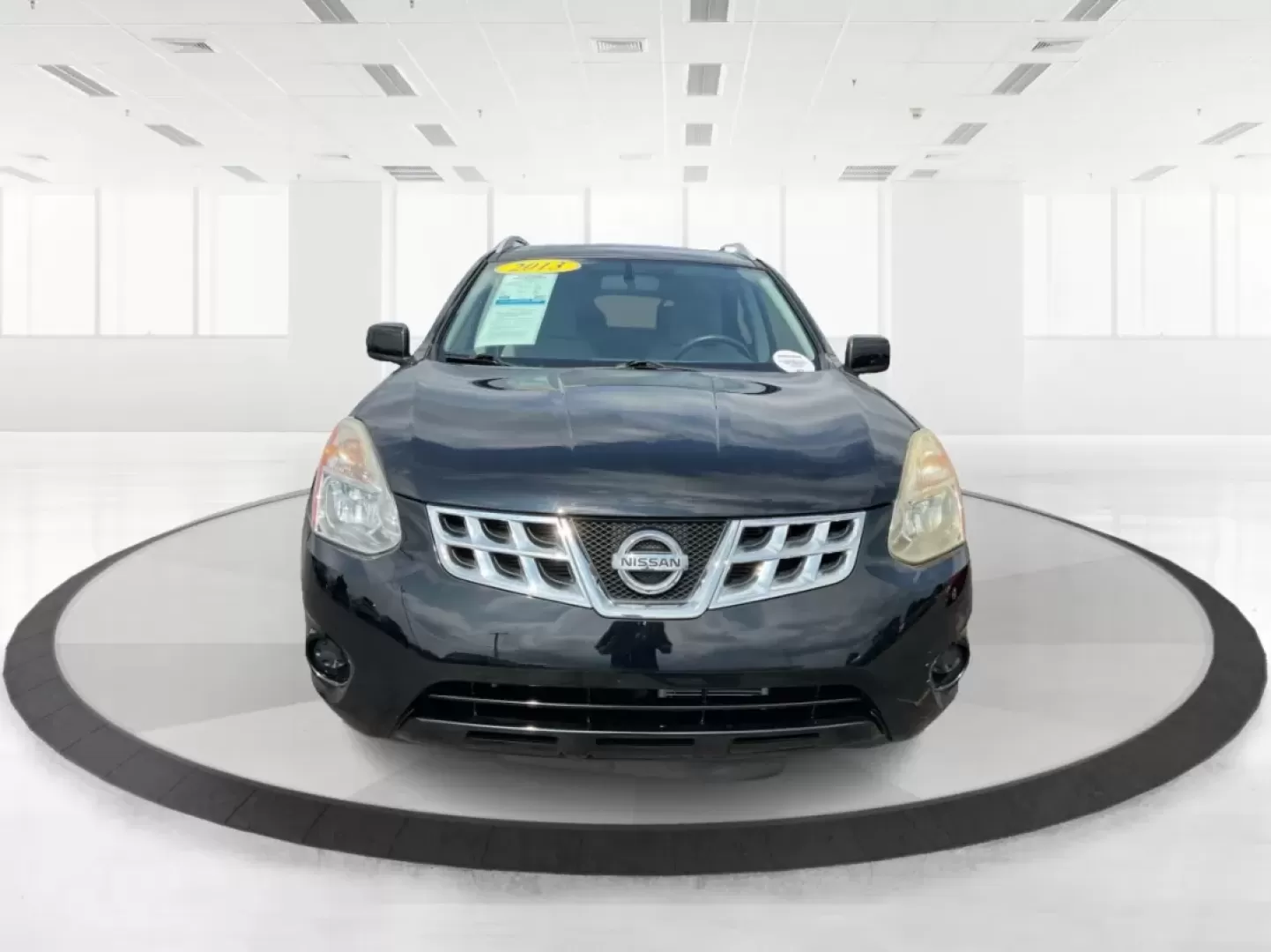 2013 Nissan Rogue SV (JN8AS5MV2DW) with an 2.5L I-4 DOHC engine, located at 1230 East Main St, Xenia, OH, 45385, (937) 908-9800, 39.688026, -83.910172 - **Experience Adventure with This 2013 Nissan Rogue SV at Advantage Car and Credit - Piqua!**<br /> <br /> Are you ready to embark on your next road trip or tackle your daily commute with confidence? The 2013 Nissan Rogue SV is perfect for budget-conscious buyers and growing families alike, offering - Photo#7