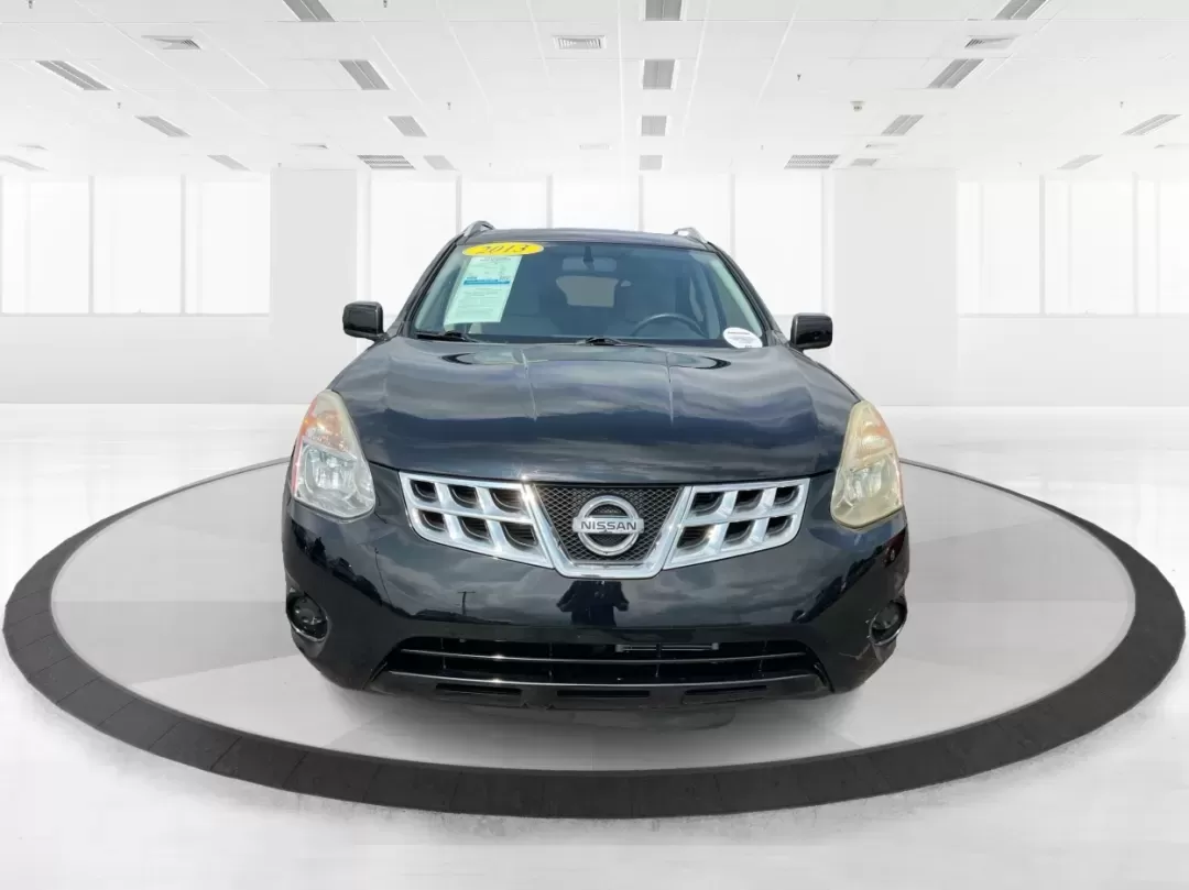 2013 Nissan Rogue SV (JN8AS5MV2DW) with an 2.5L I-4 DOHC engine, located at 1230 East Main St, Xenia, OH, 45385, (937) 908-9800, 39.688026, -83.910172 - **Experience Adventure with This 2013 Nissan Rogue SV at Advantage Car and Credit - Piqua!**<br /> <br /> Are you ready to embark on your next road trip or tackle your daily commute with confidence? The 2013 Nissan Rogue SV is perfect for budget-conscious buyers and growing families alike, offering - Photo#7